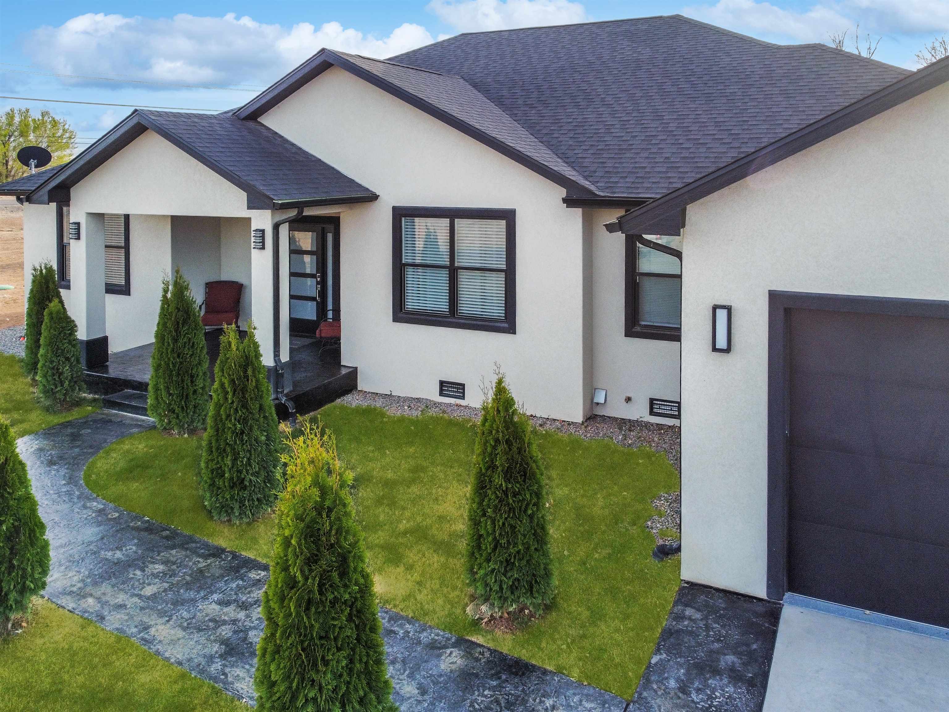 18640 Serenity Court Property Photo 1