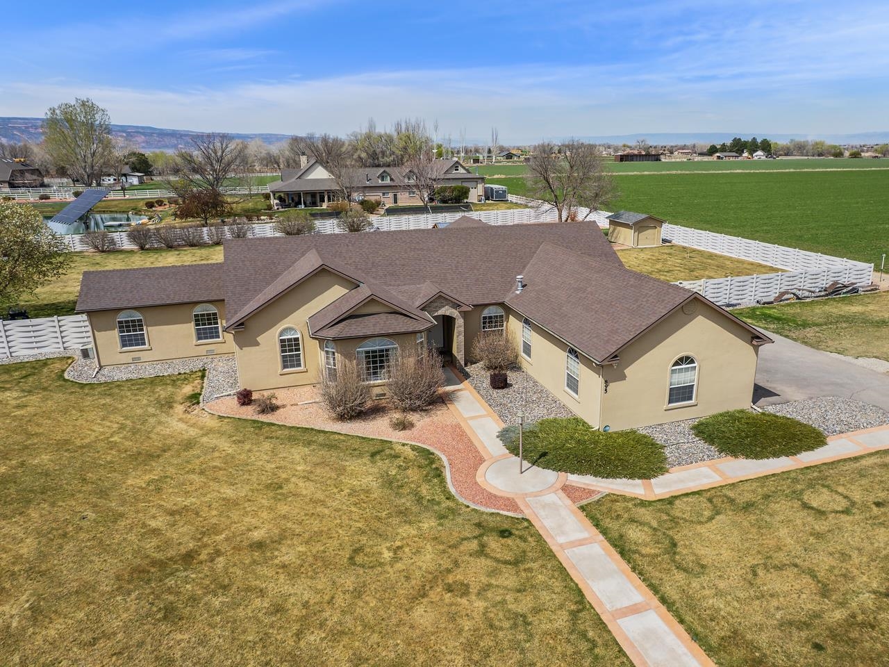 895 24 1/2 Road Property Photo 1