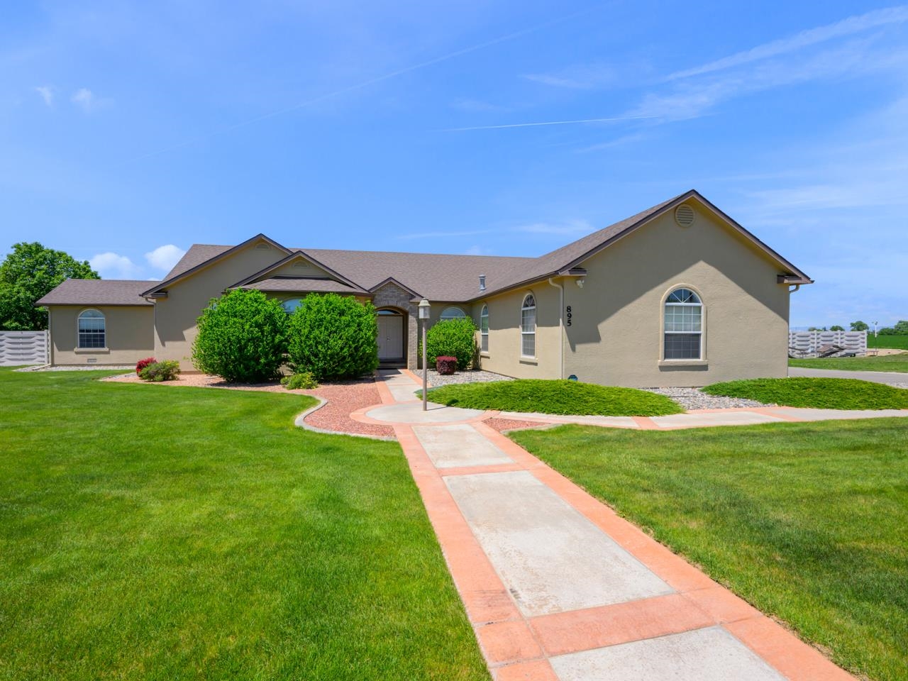 895 24 1/2 Road Property Photo