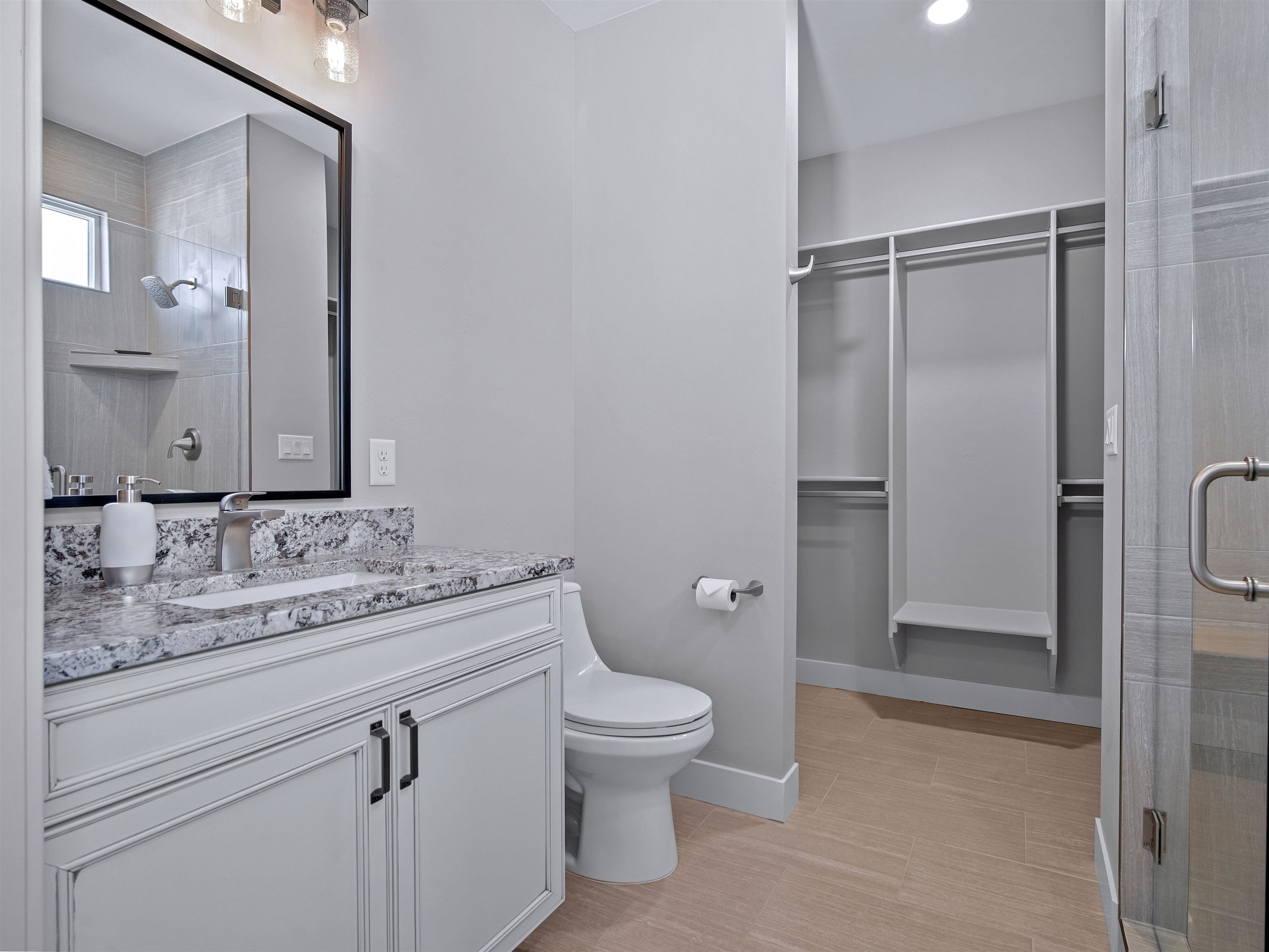 753 Flamecrest Drive Property Photo 21