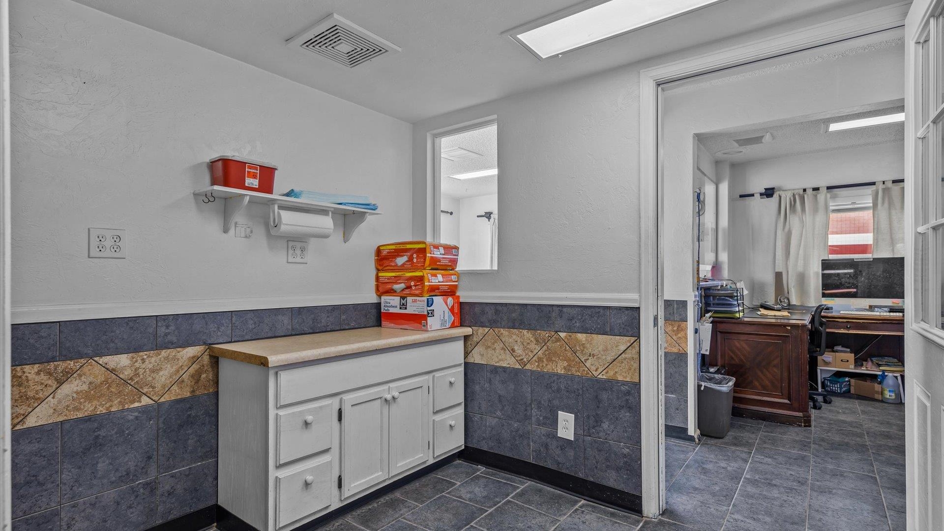 502 28 1/2 Road Property Photo 10