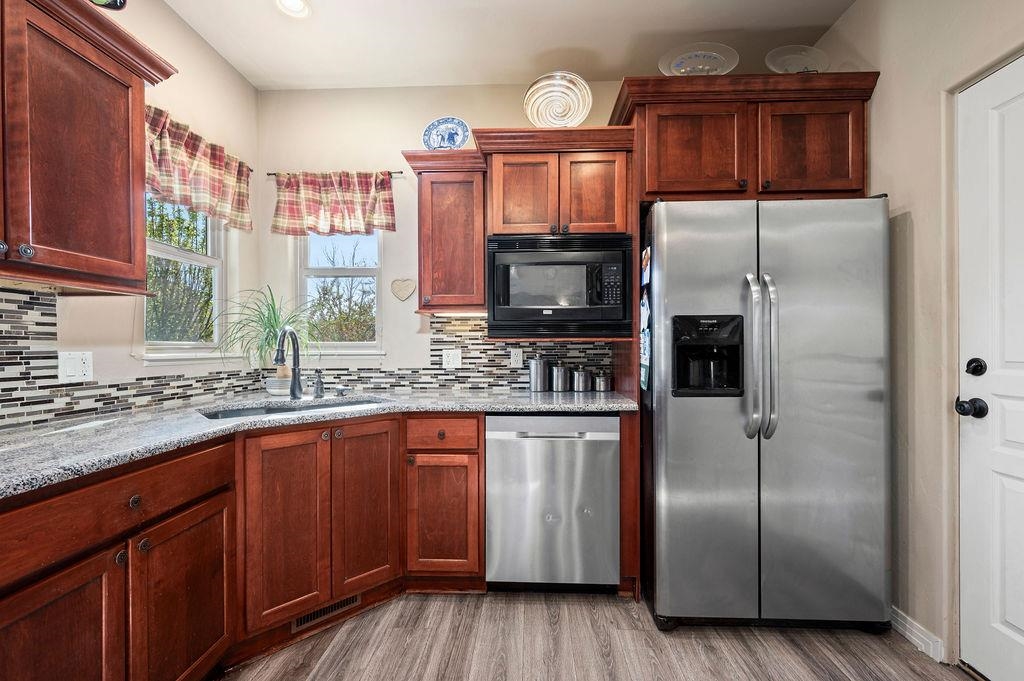 2937 River Bend Court Property Photo 10