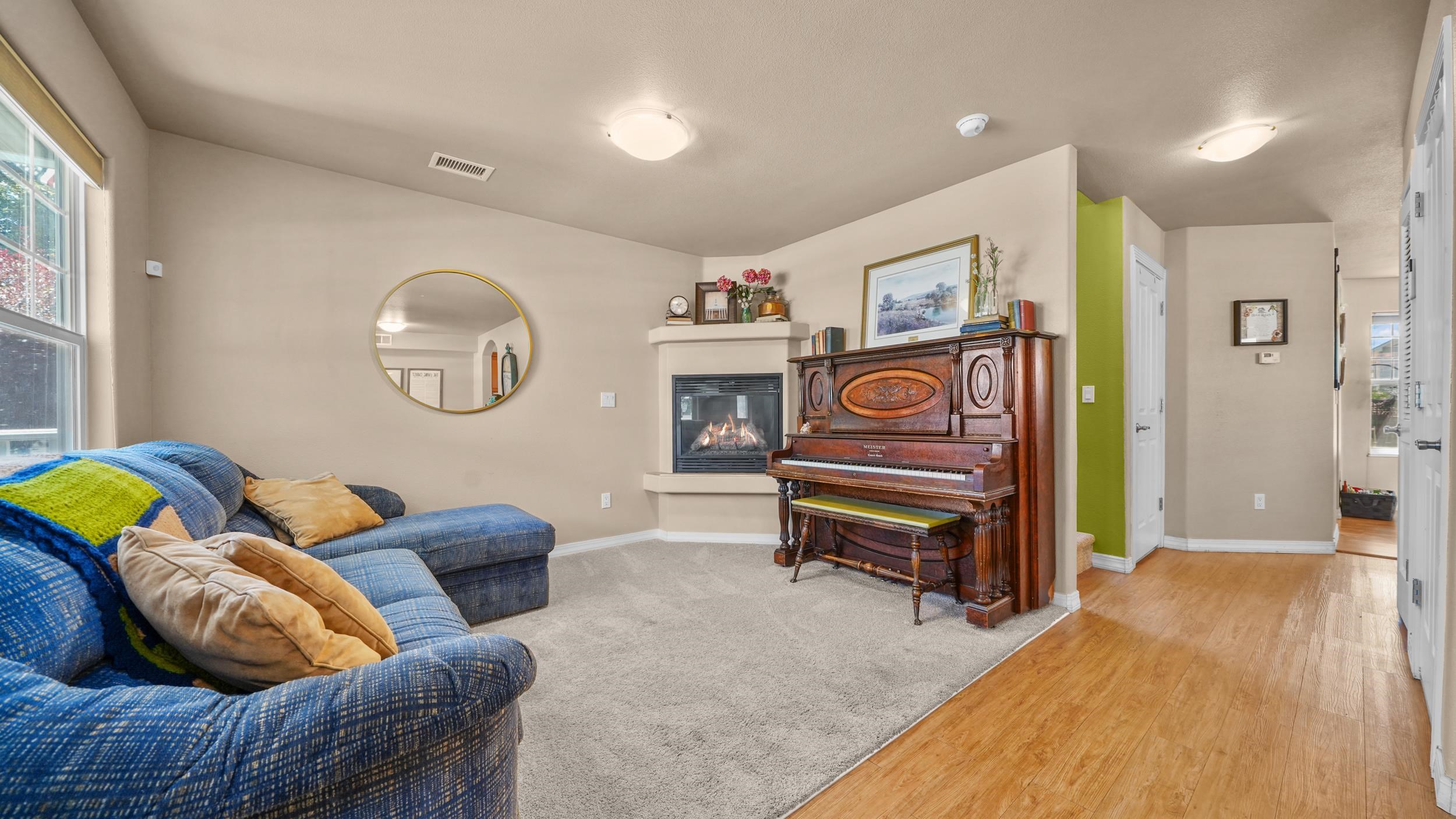 1248 Inverness Way Property Photo 5
