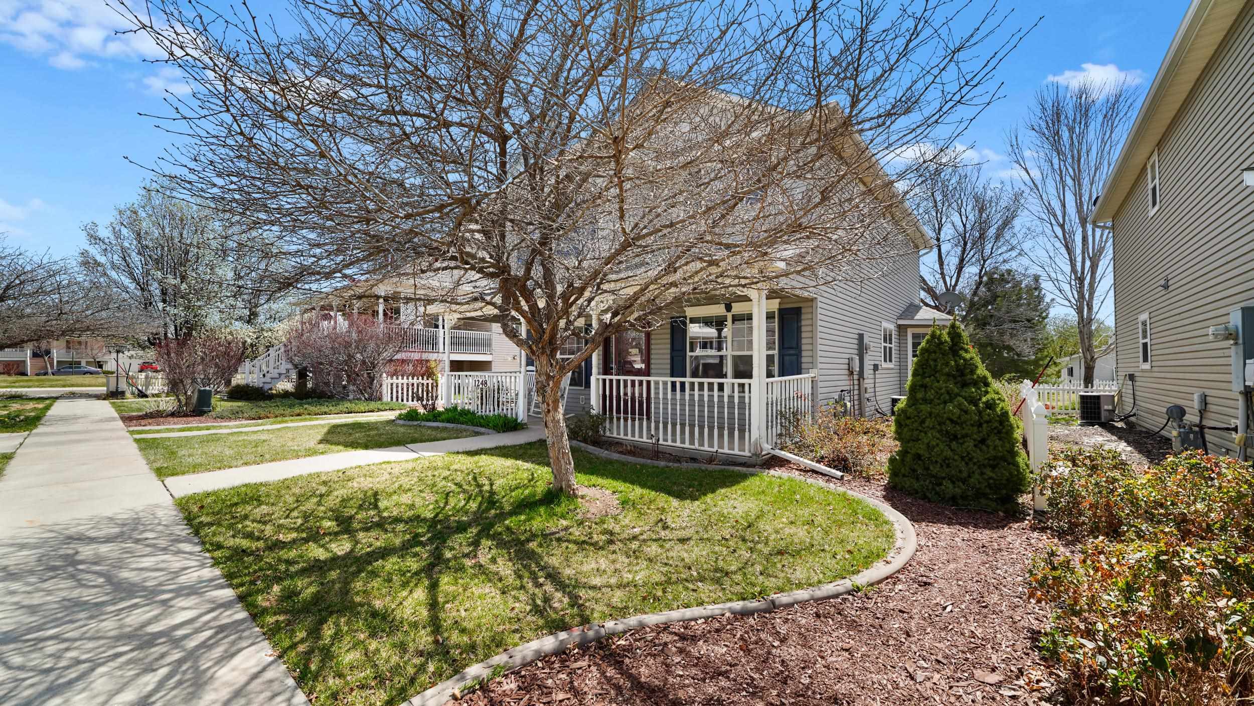 1248 Inverness Way Property Photo 24
