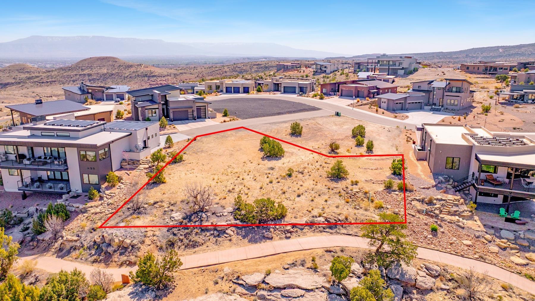 317 Ventana Court Property Photo 4