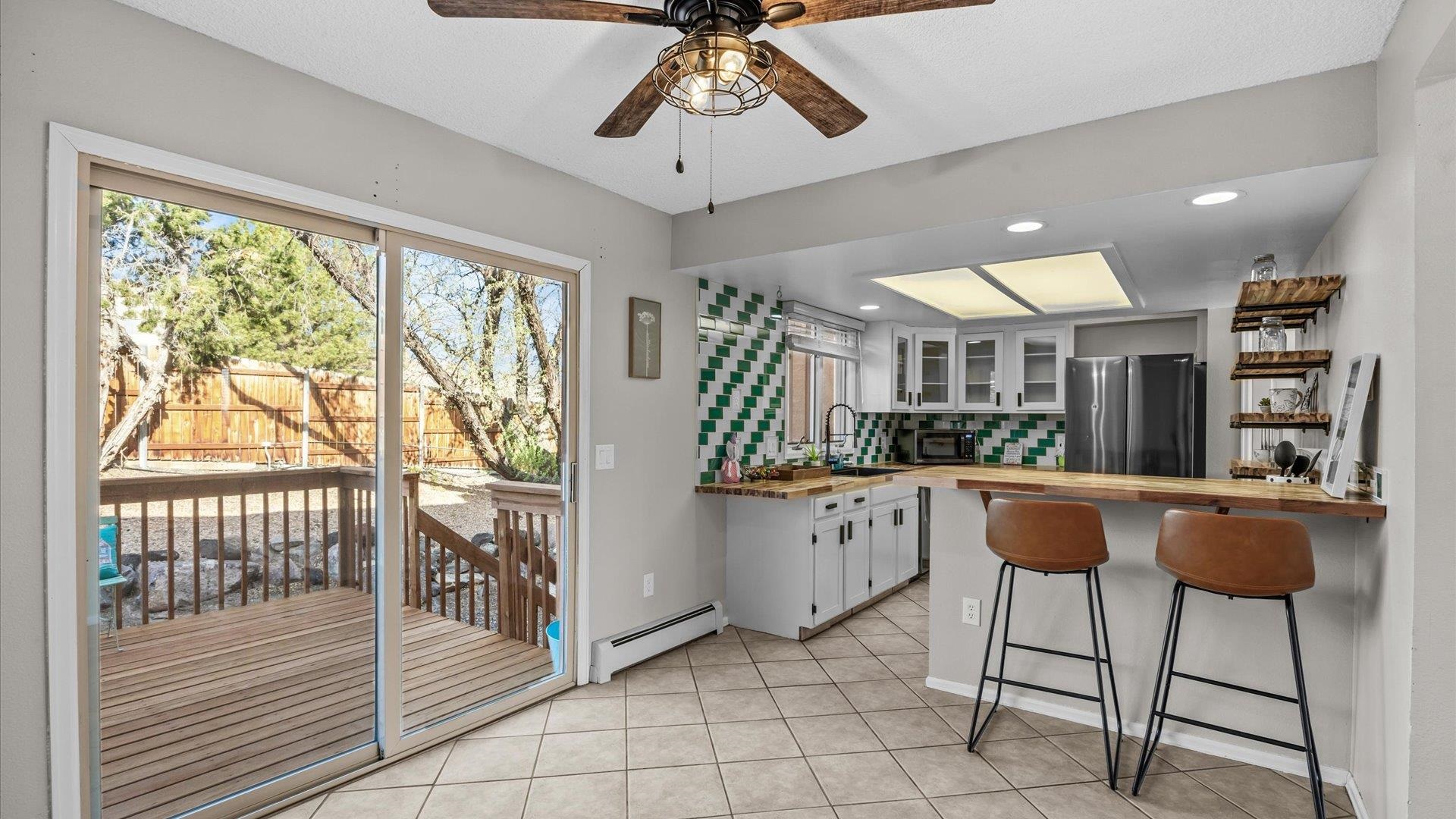 2059 S Broadway Property Photo 15