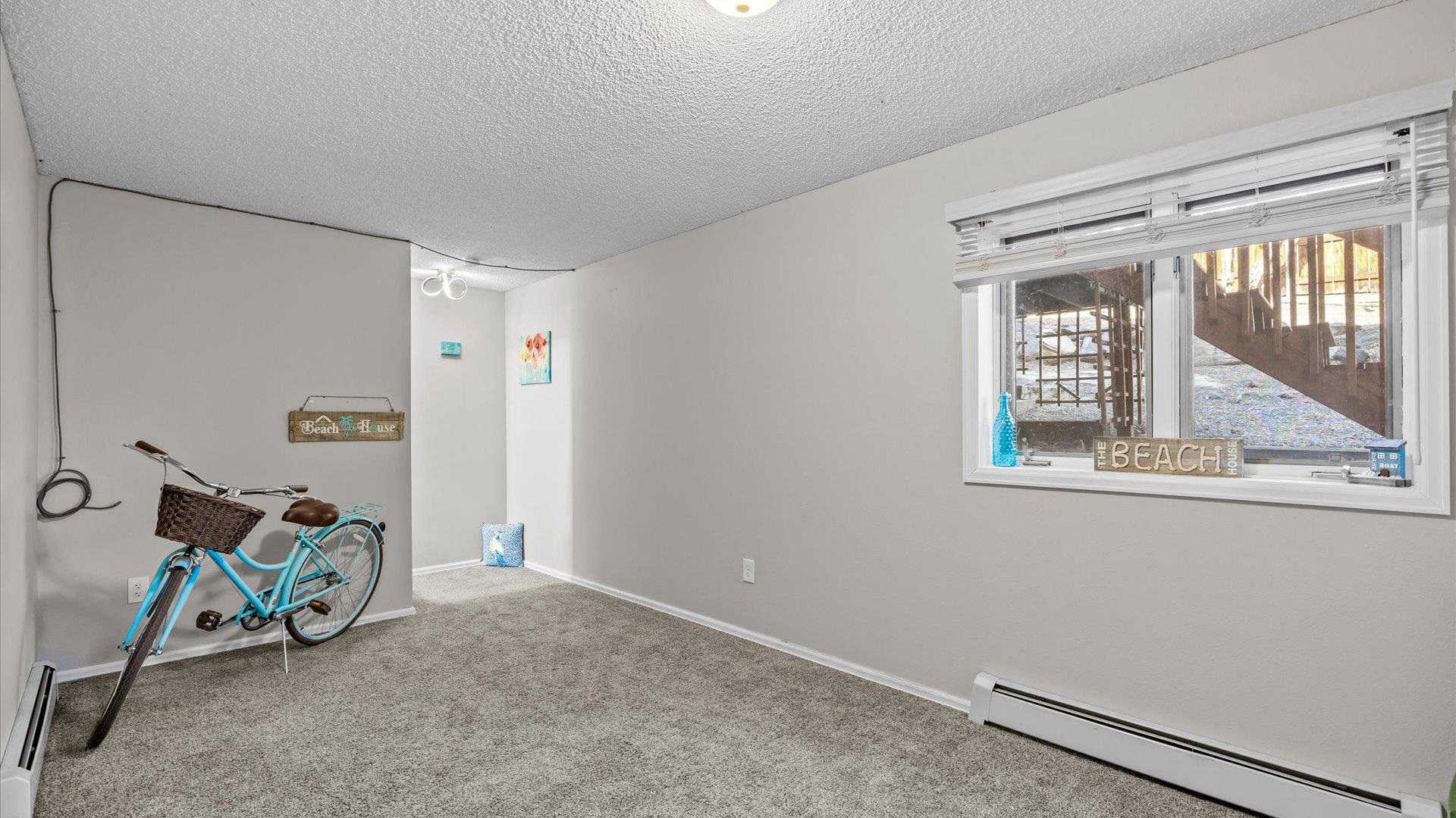 2059 S Broadway Property Photo 18
