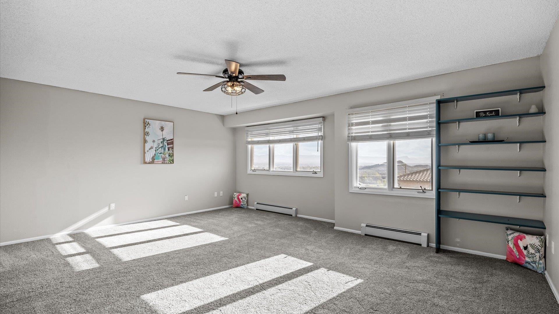 2059 S Broadway Property Photo 20