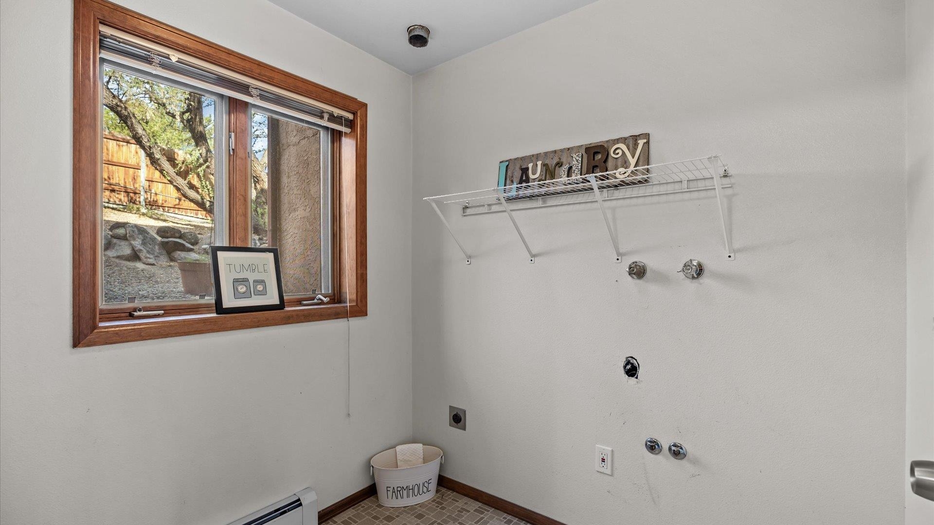 2059 S Broadway Property Photo 30