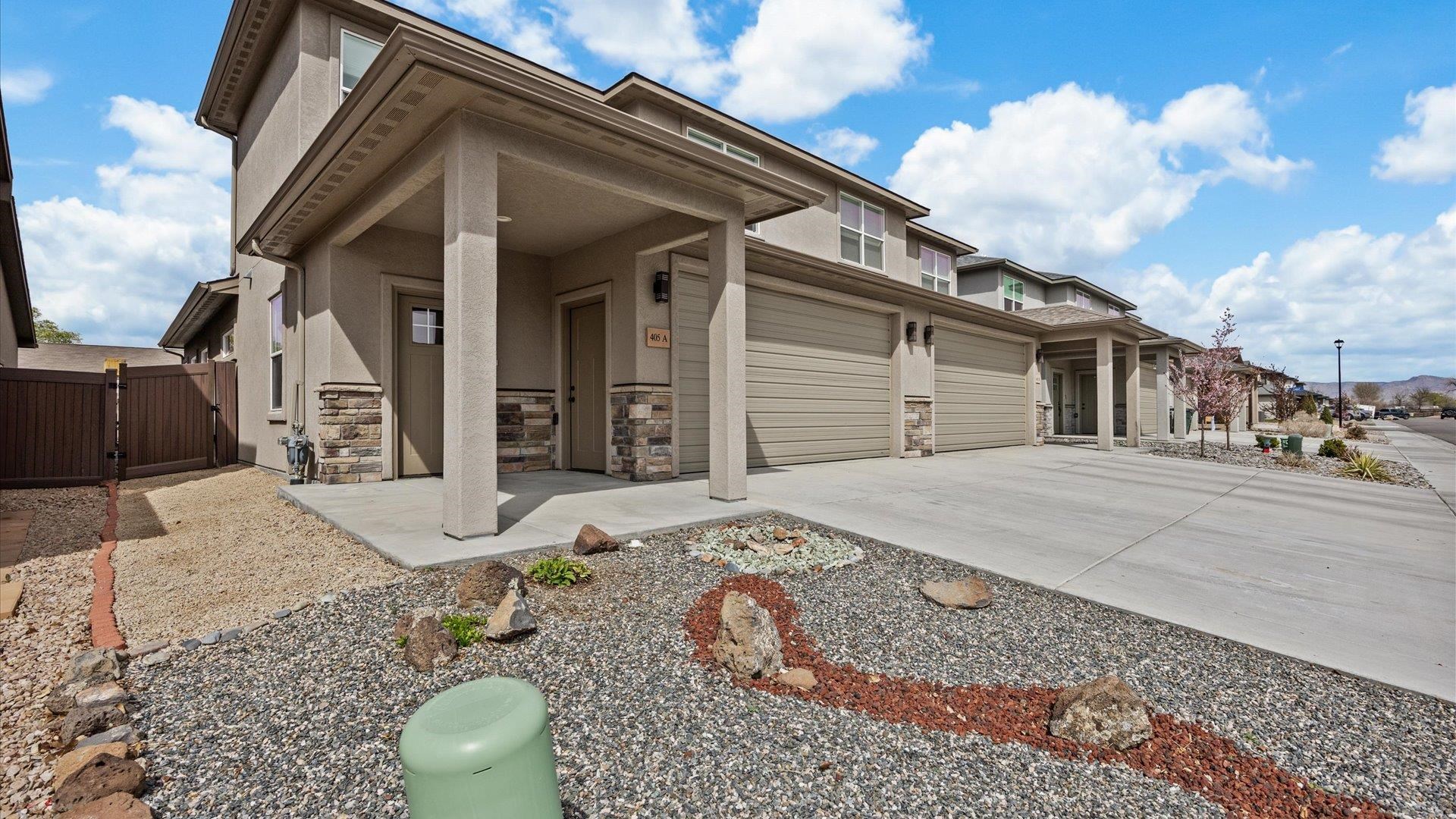 405 Kallen Court Property Photo 3