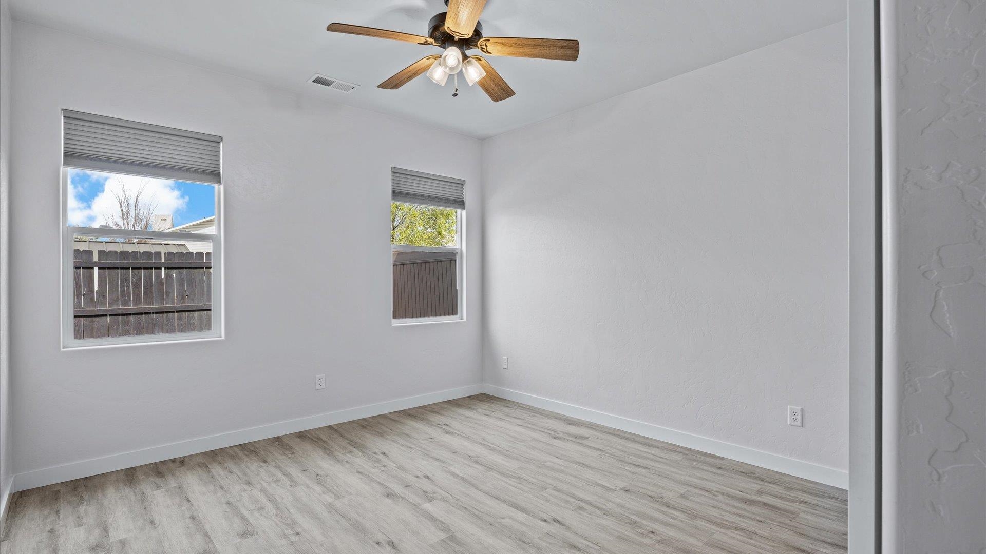 405 Kallen Court Property Photo 13