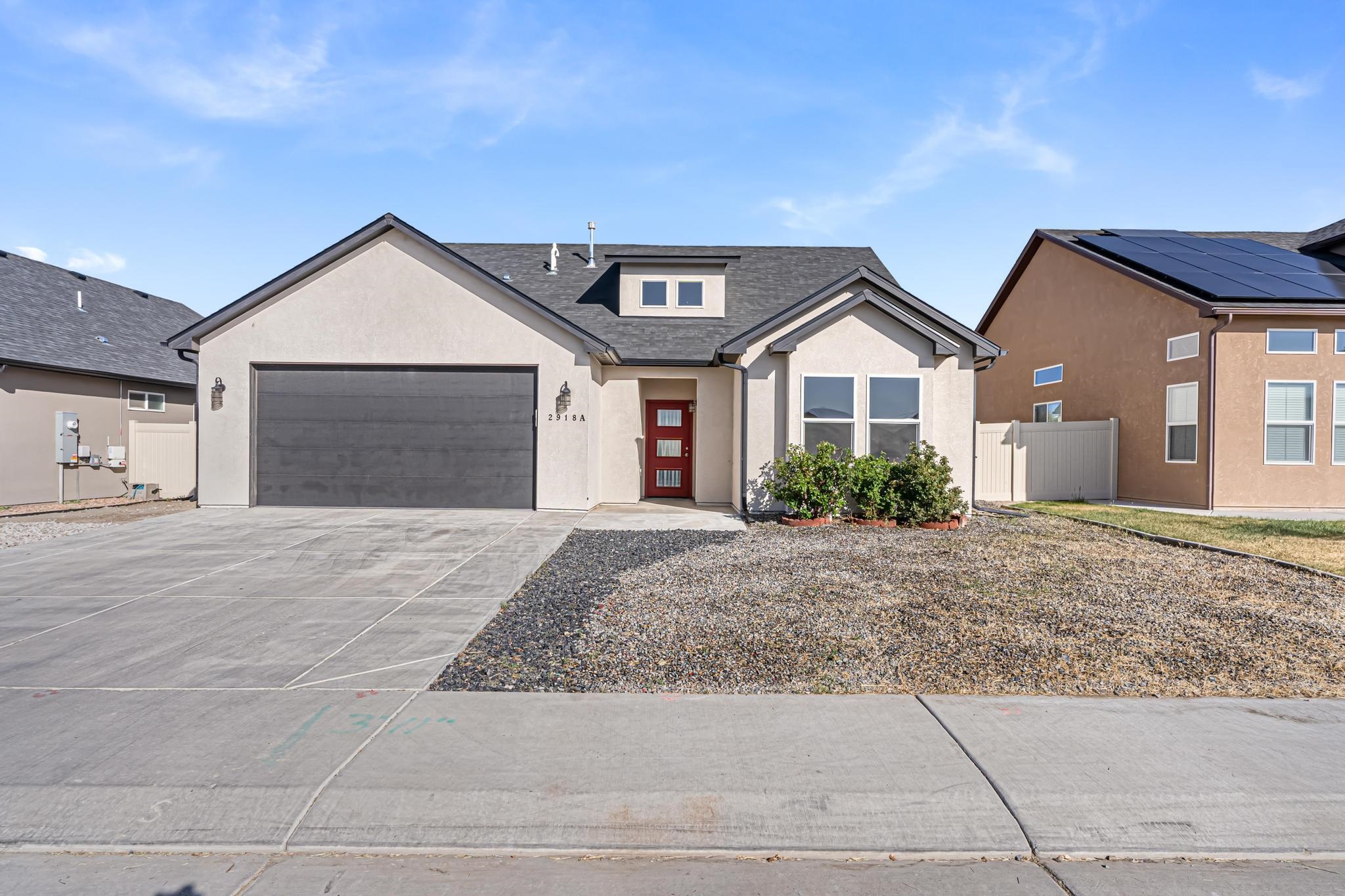 2918 Walnut Avenue Property Photo