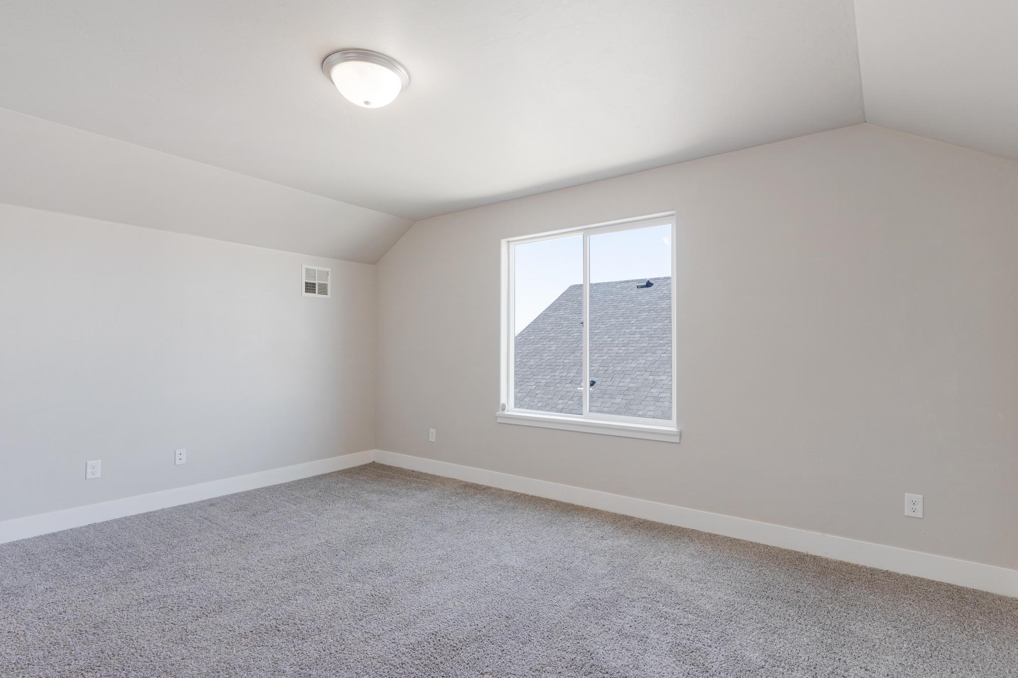 2918 Walnut Avenue Property Photo 13