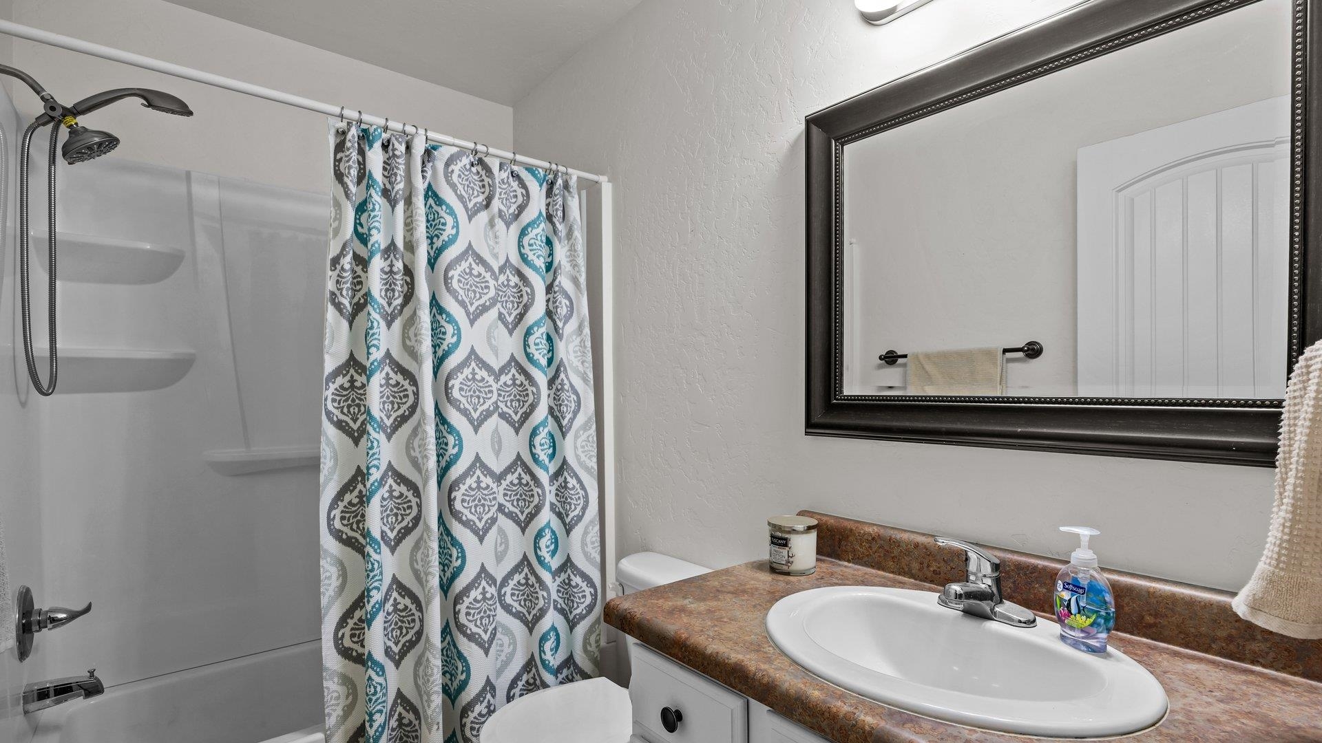 2458 Hannah Lane Property Photo 22