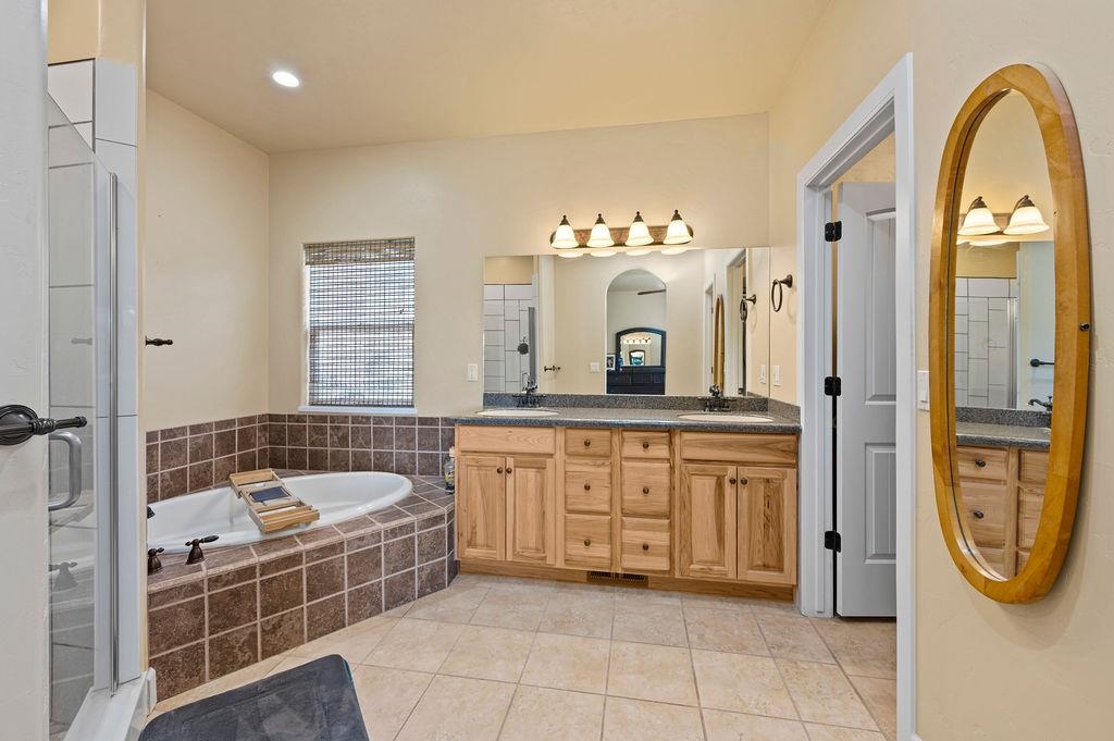 14325 Apache Lane Property Photo 22