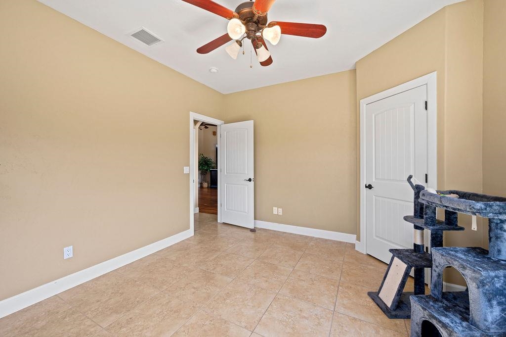 14325 Apache Lane Property Photo 27