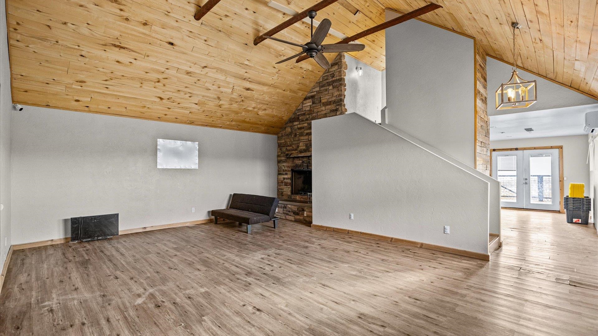 13383 13383 6250 Trail Property Photo 7