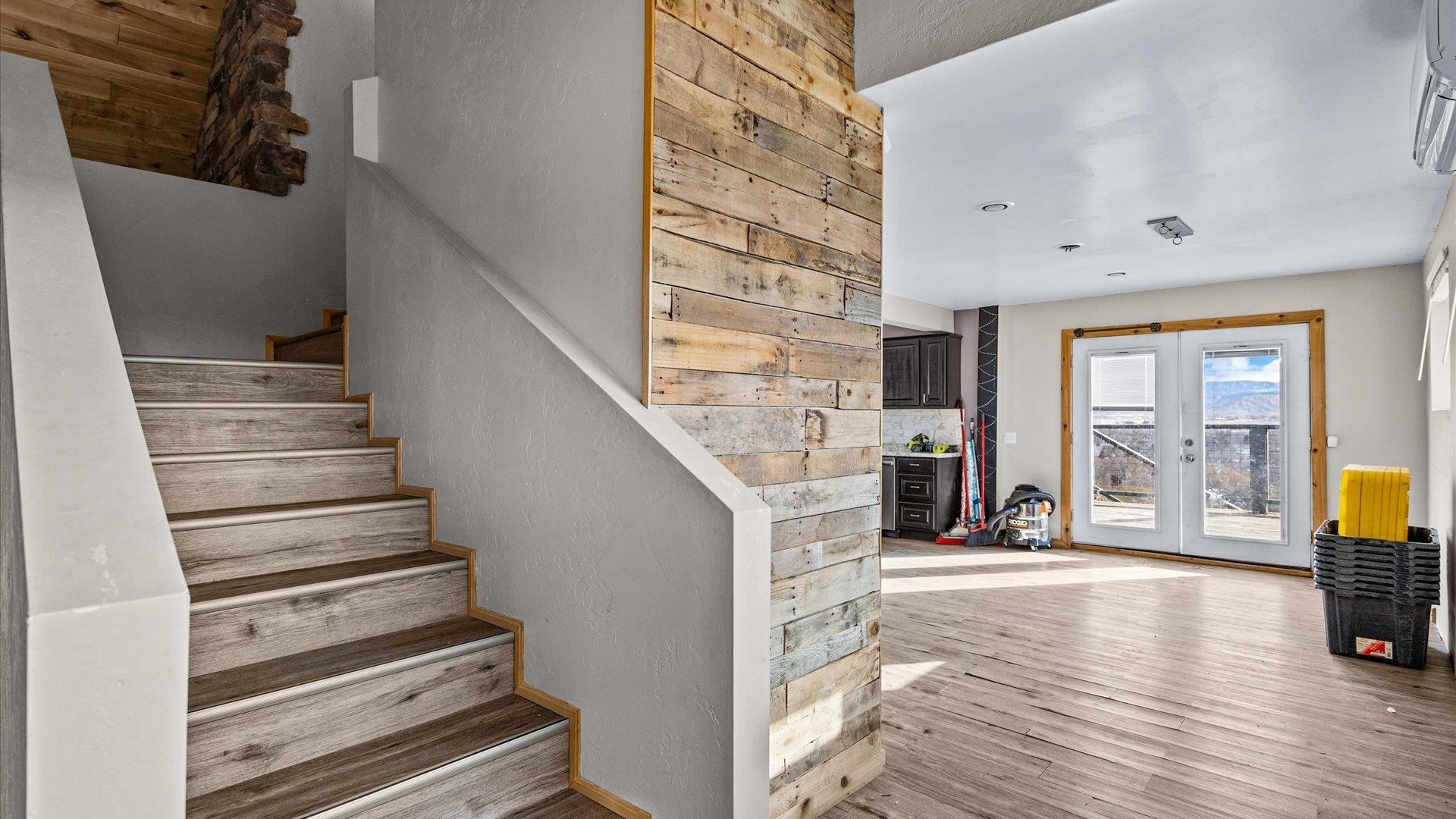 13383 13383 6250 Trail Property Photo 8