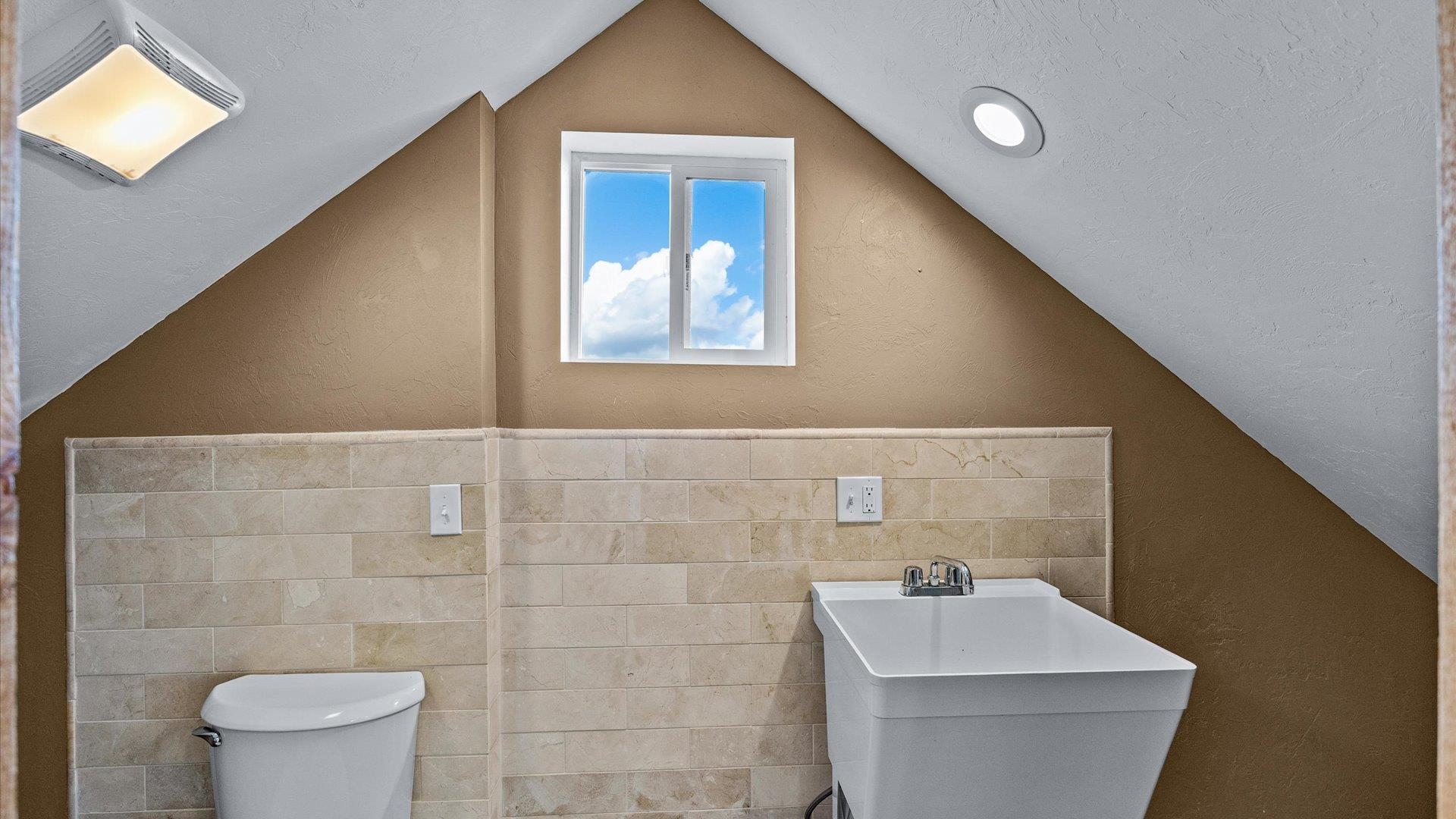 13383 13383 6250 Trail Property Photo 17