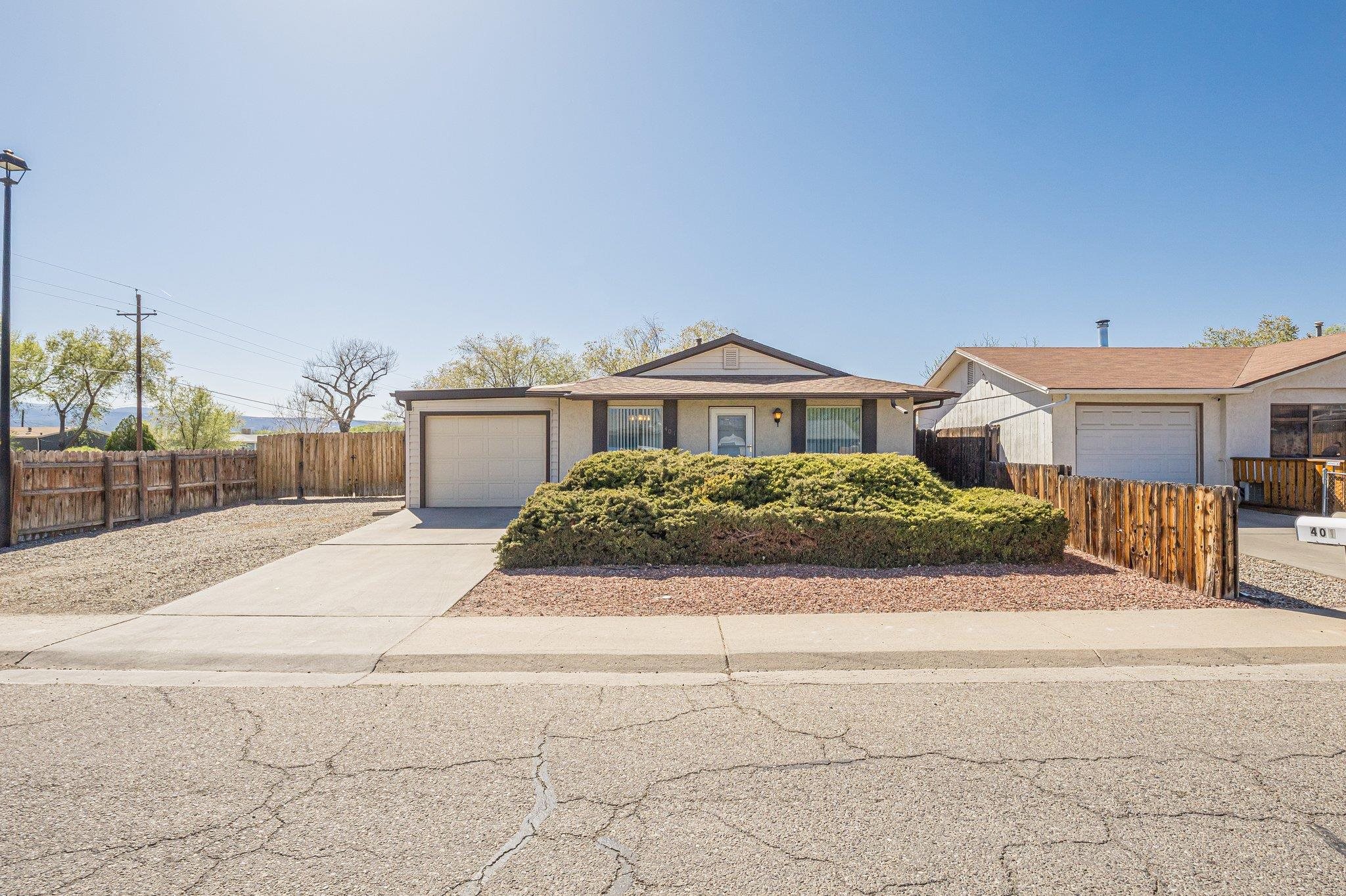 401 Bristol Court Property Photo