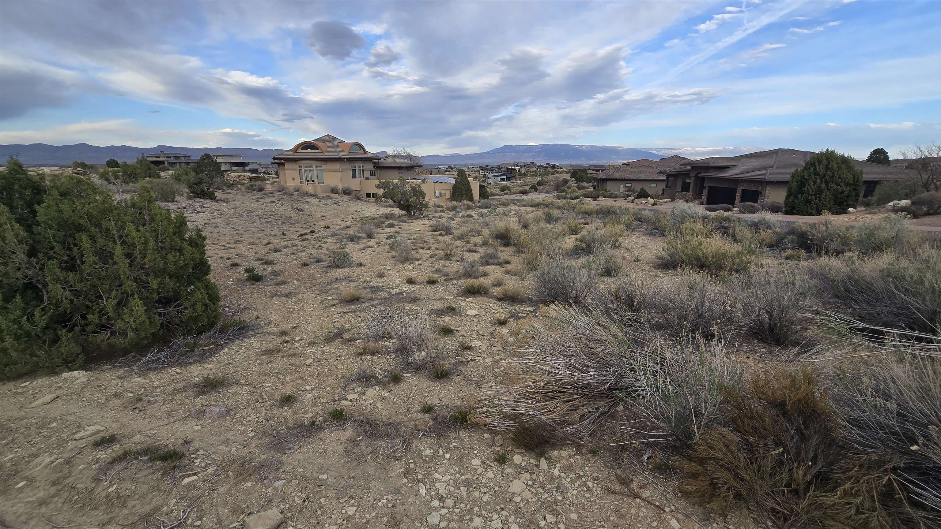 2328 Meridian Court Property Photo 1