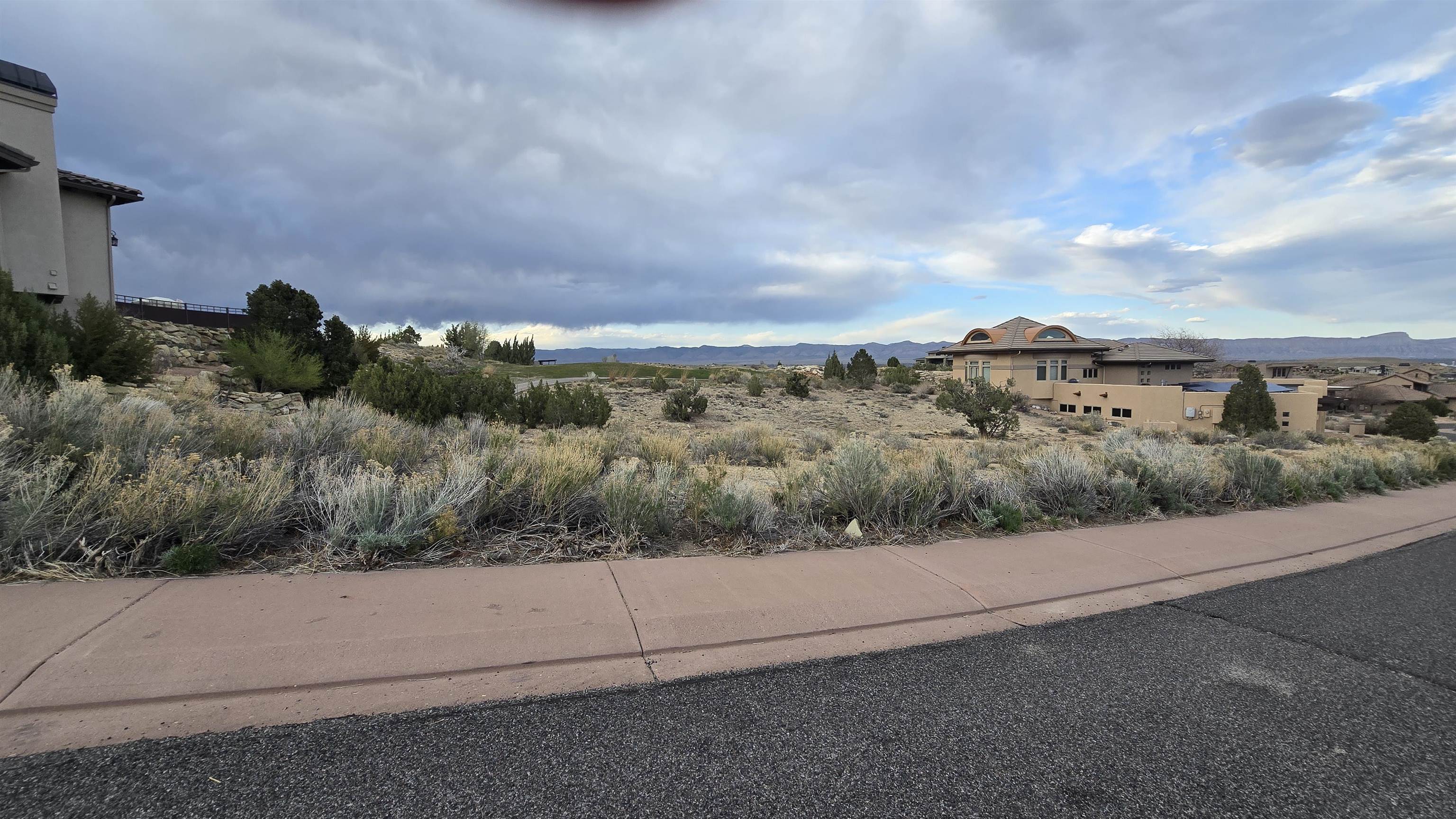 2328 Meridian Court Property Photo 6
