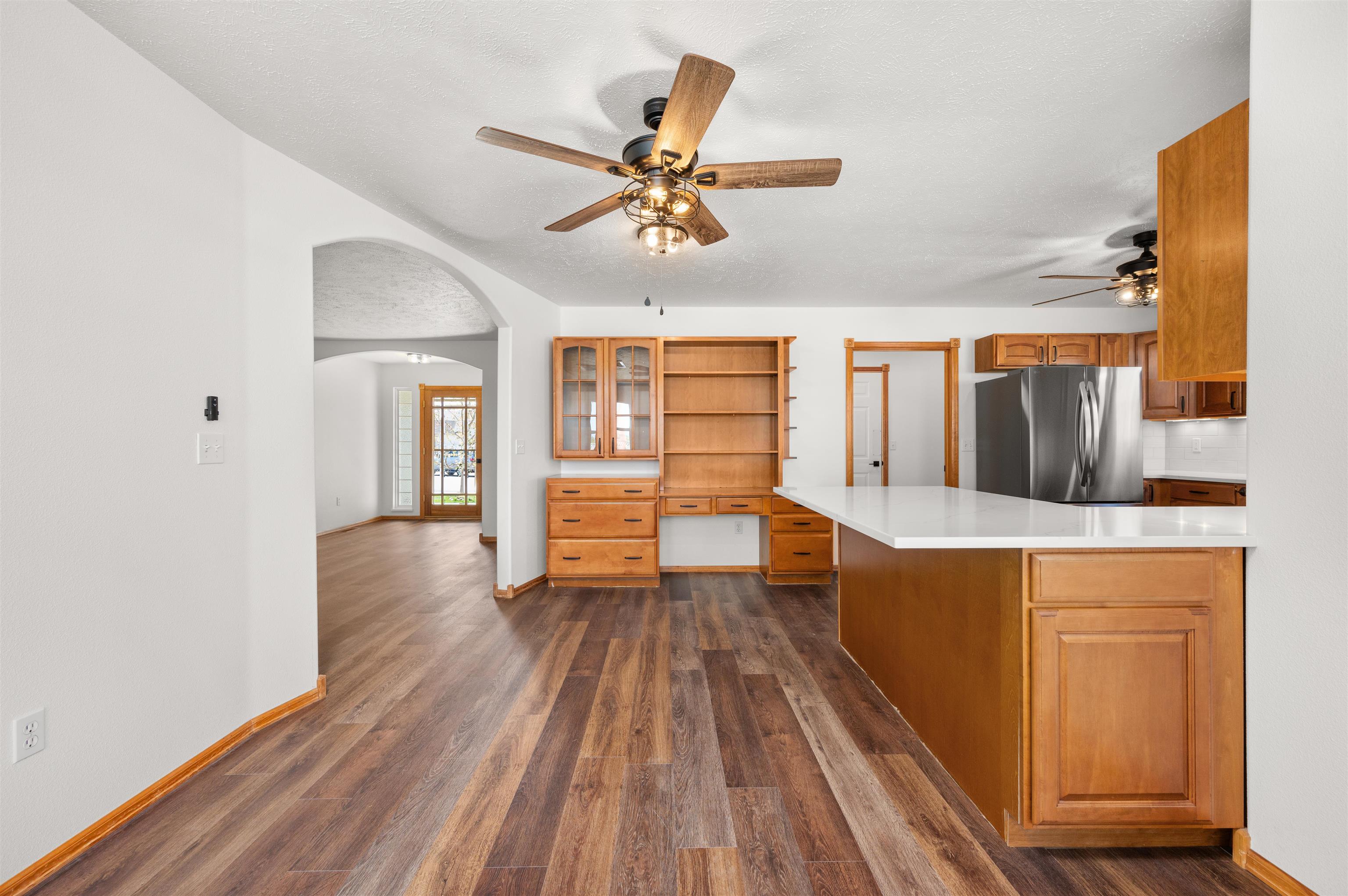 2850 Fenel Avenue Property Photo 13