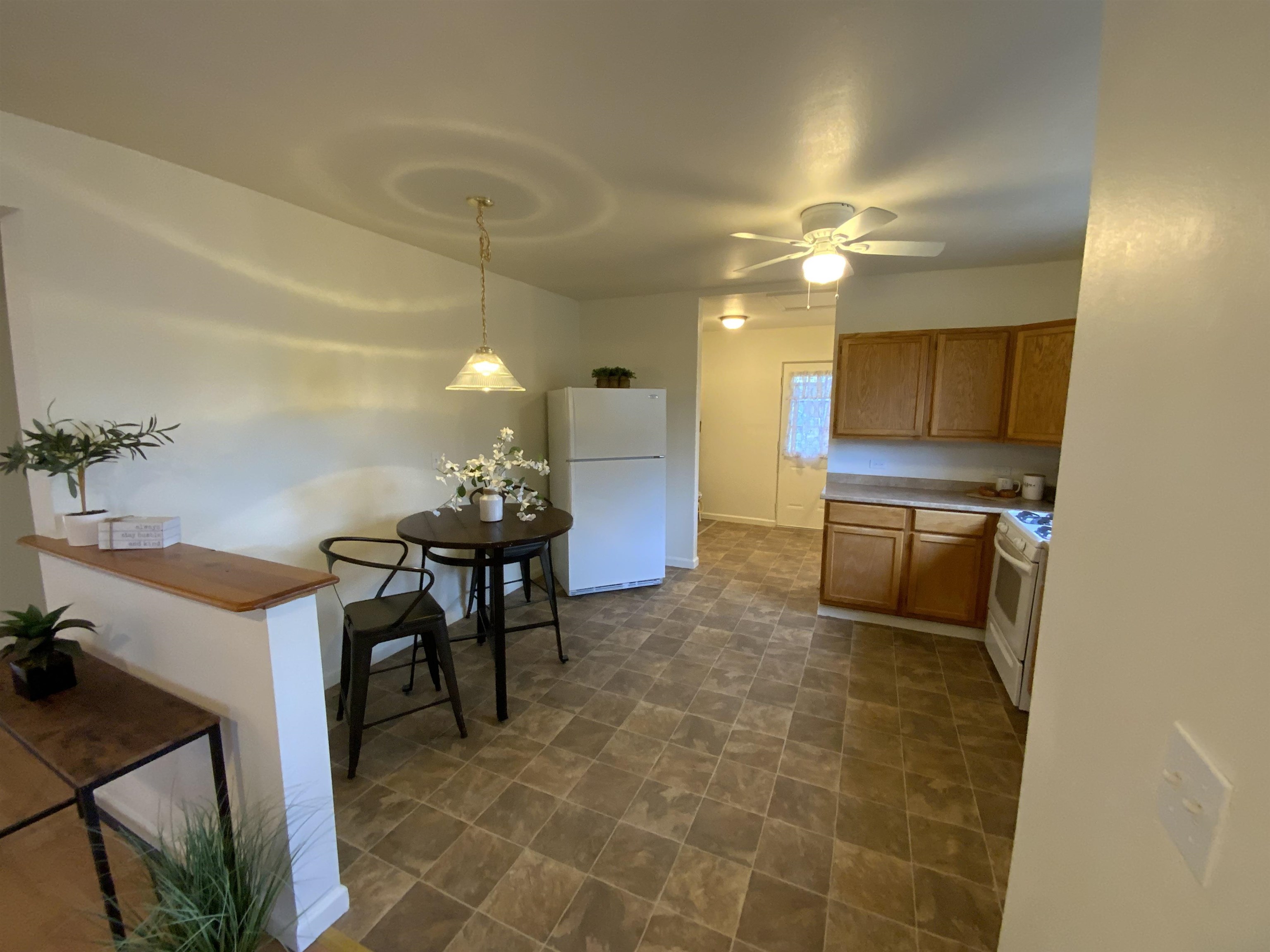 517 1/2 Florence Road Property Photo 7