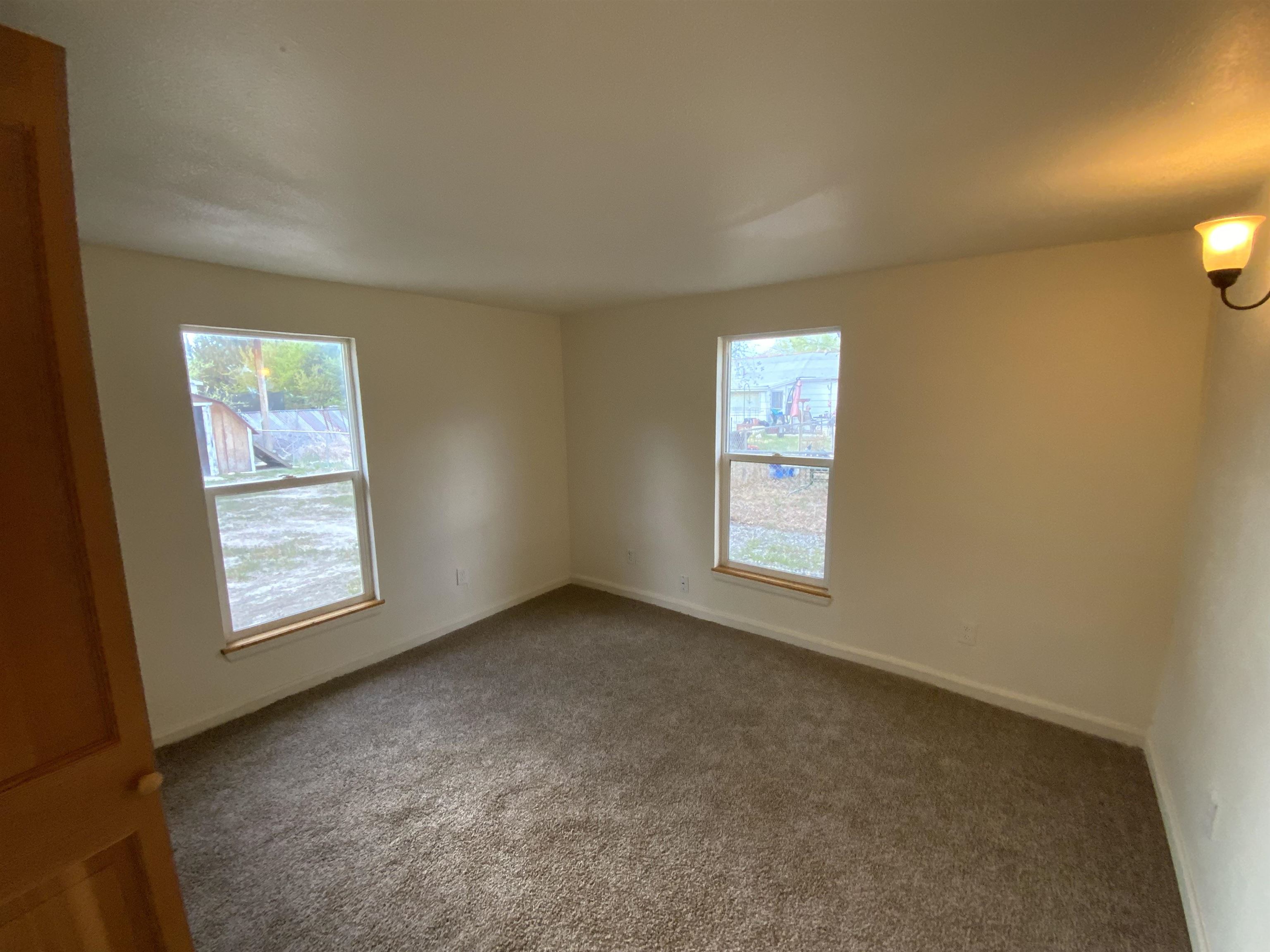 517 1/2 Florence Road Property Photo 15