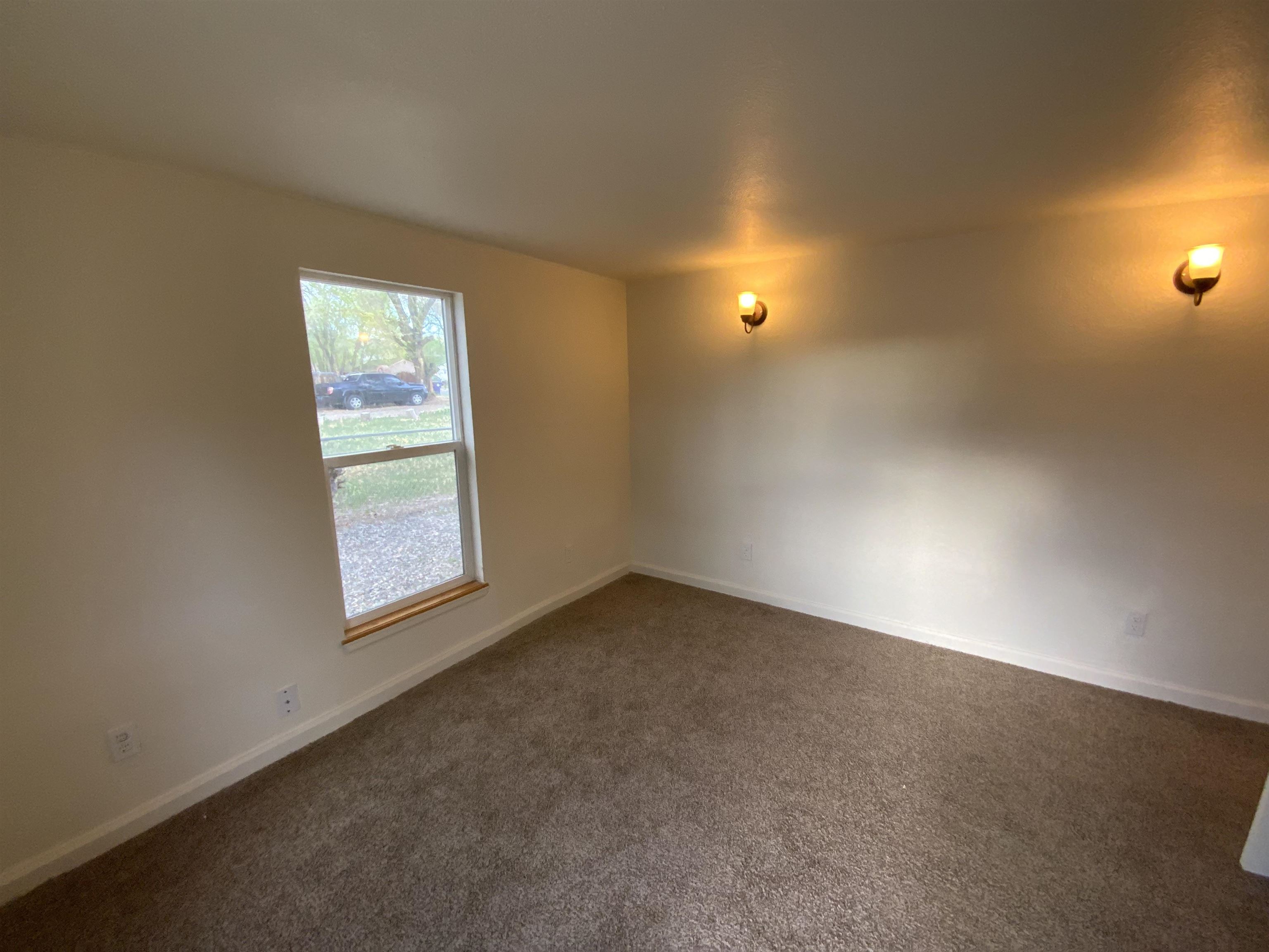 517 1/2 Florence Road Property Photo 16
