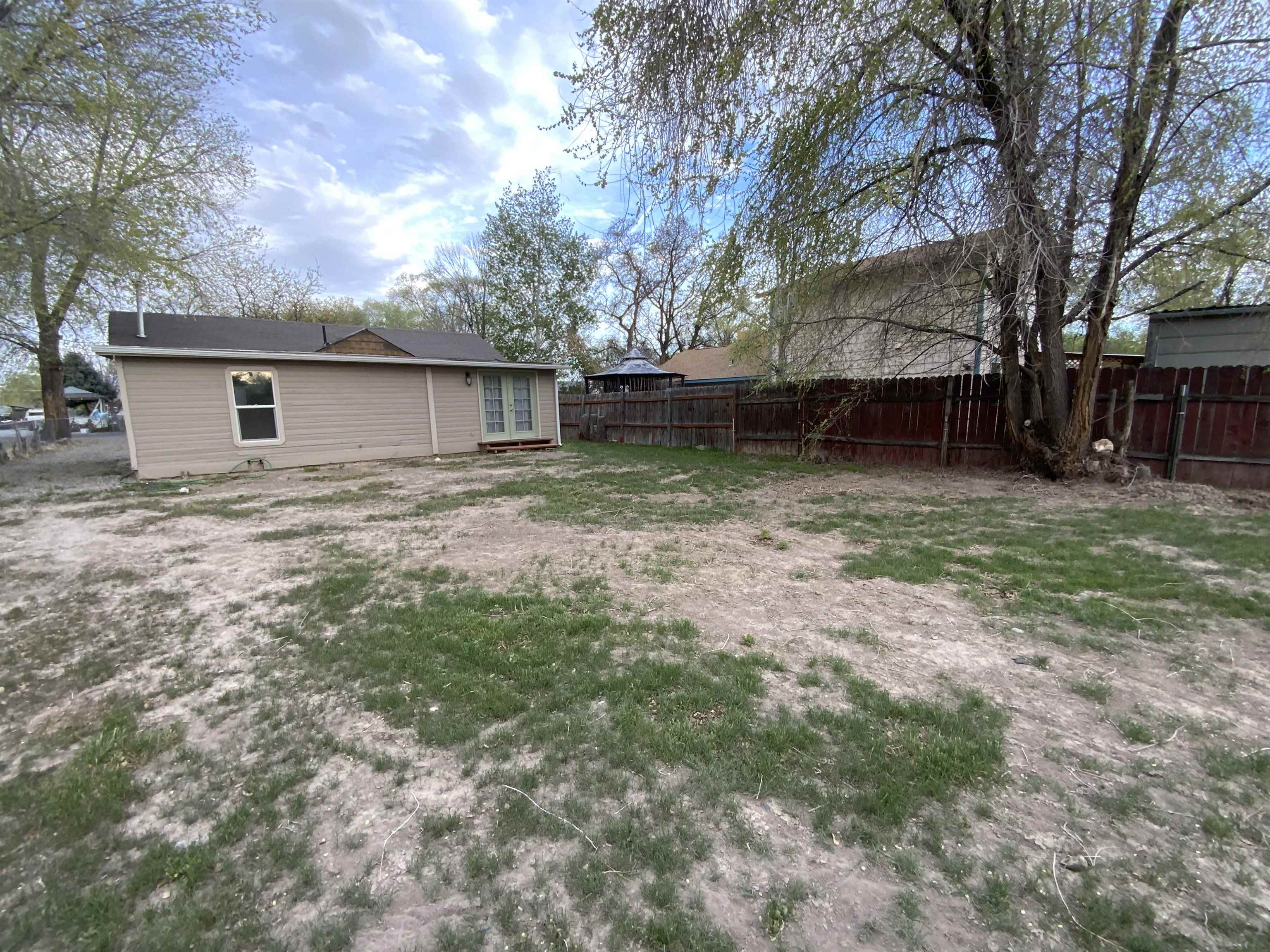517 1/2 Florence Road Property Photo 23