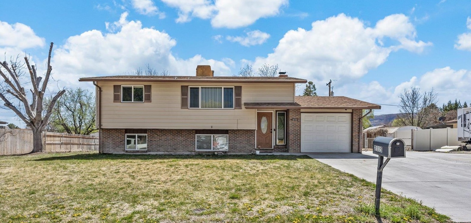 Panorama Real Estate Listings Main Image