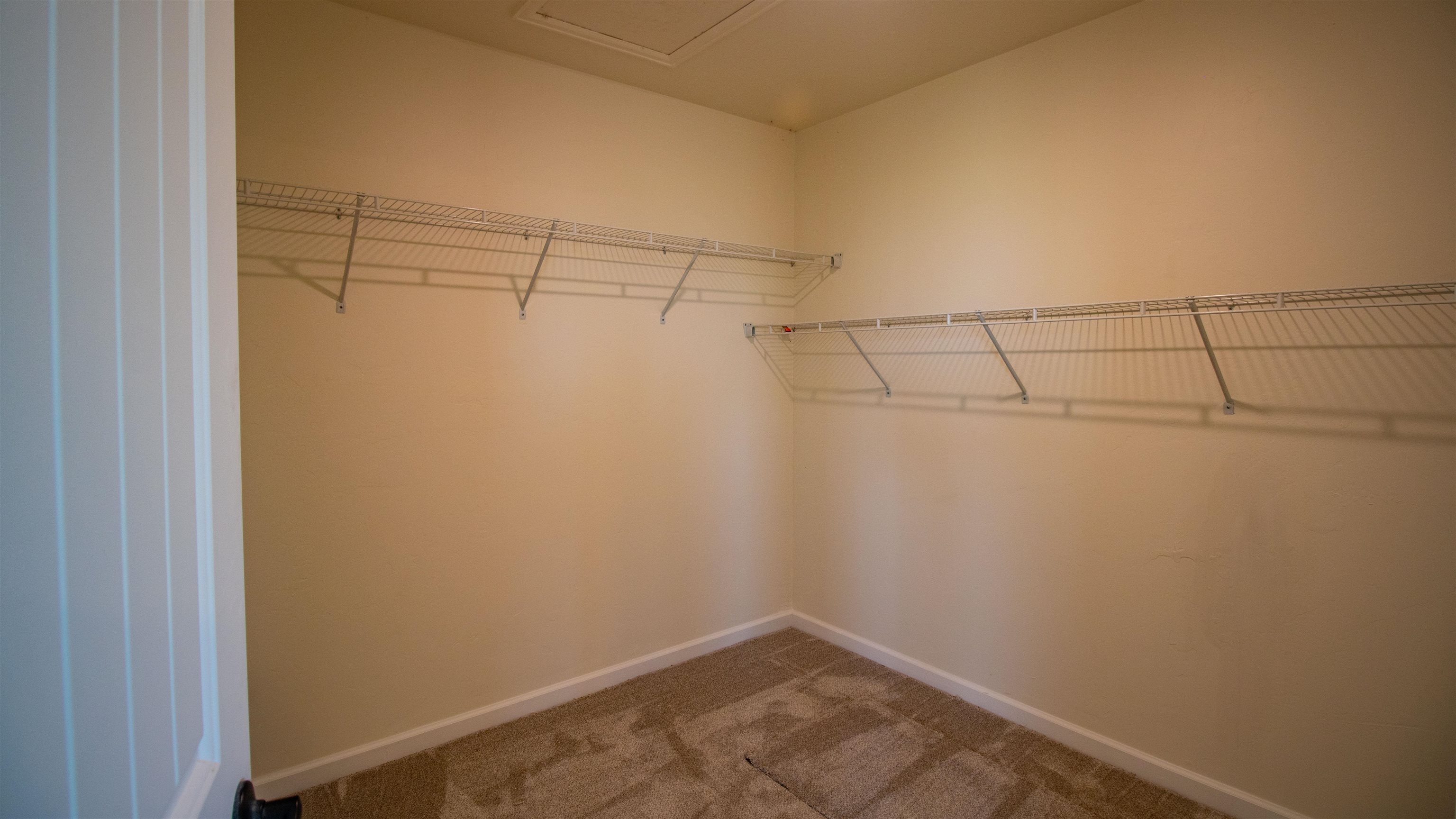 21030 North Road Property Photo 28