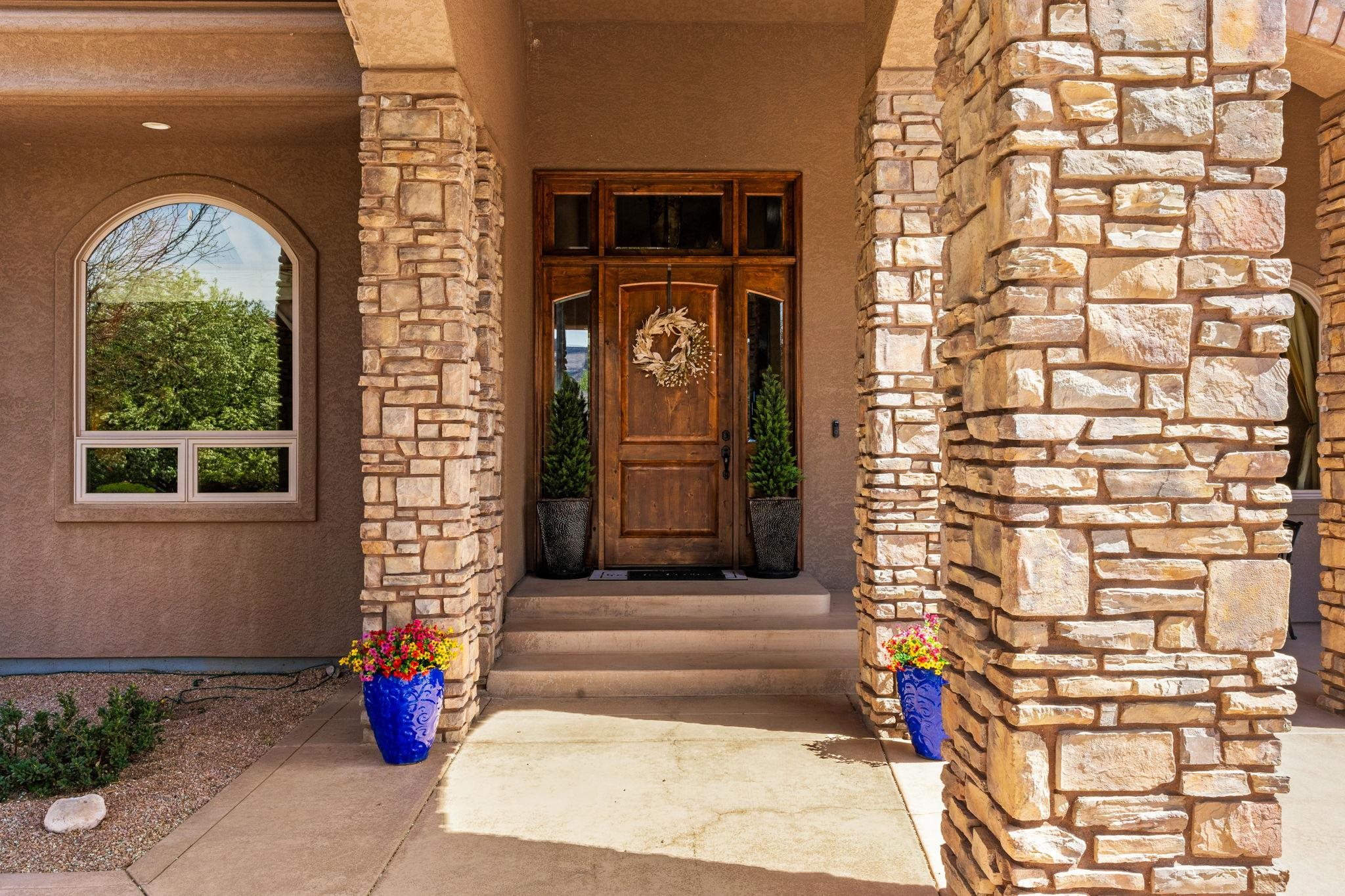 714 Washington Court Property Photo