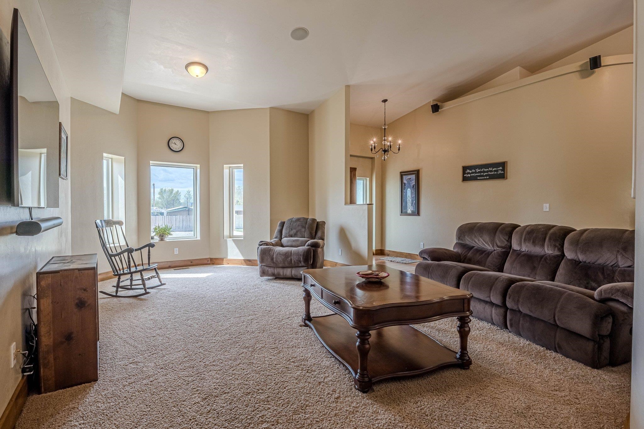 3652 1/2 G 7/10 Road Property Photo 6