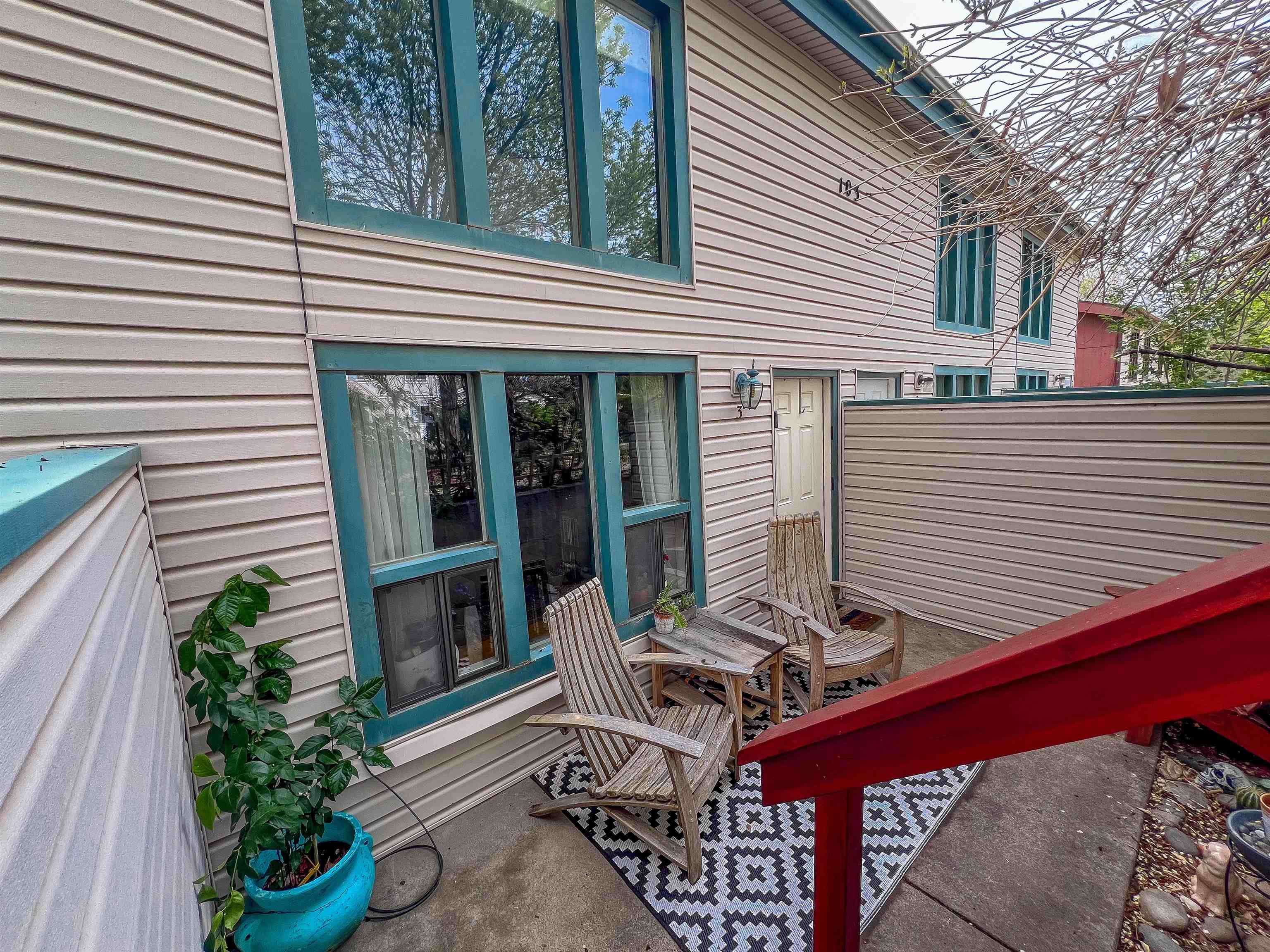 103 Bacon Court Property Photo
