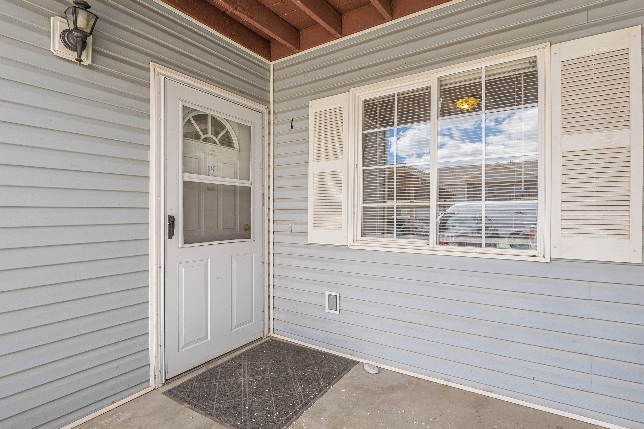 1124 E Carolina Avenue Property Photo 3