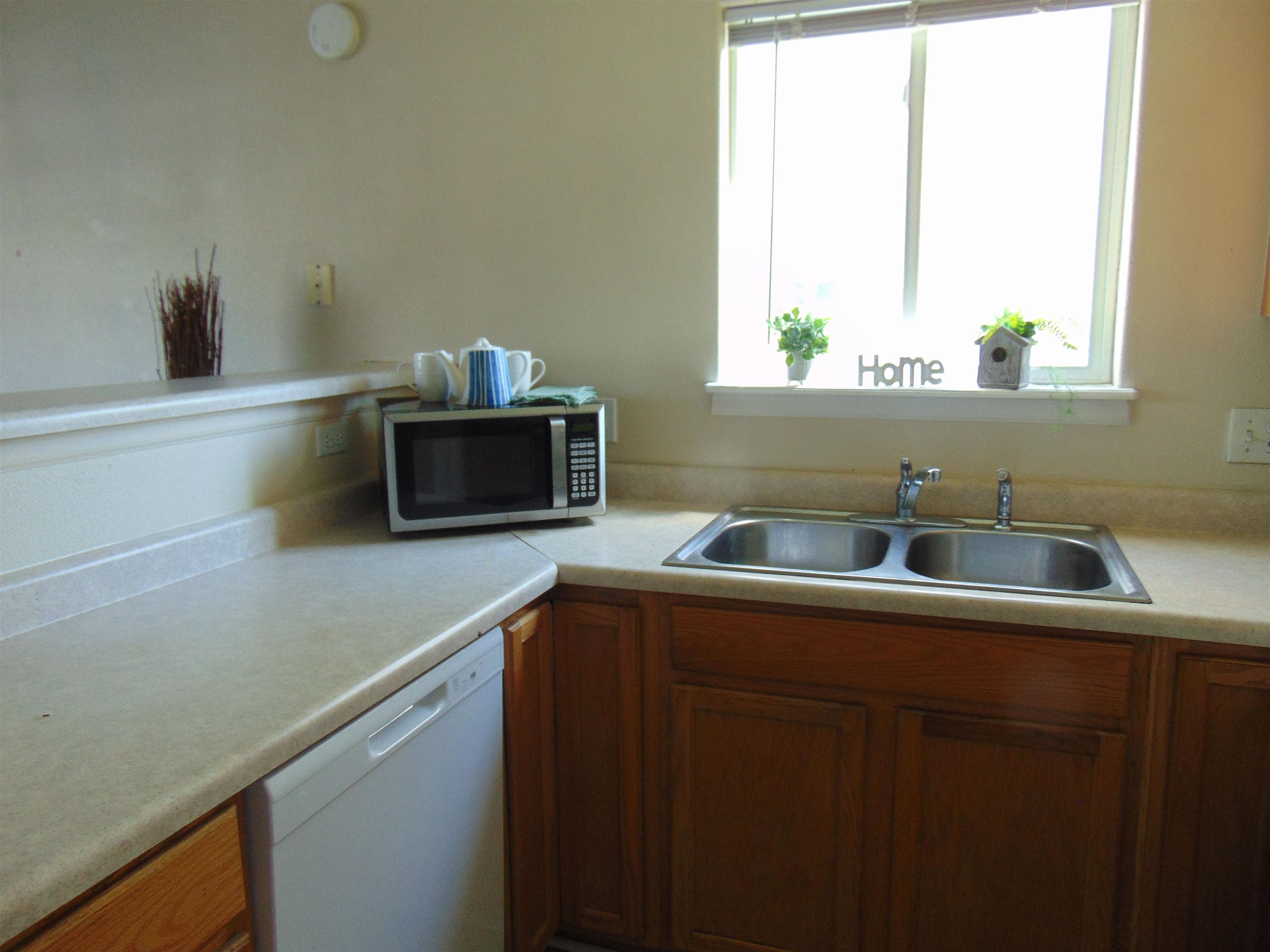 1124 E Carolina Avenue Property Photo 10