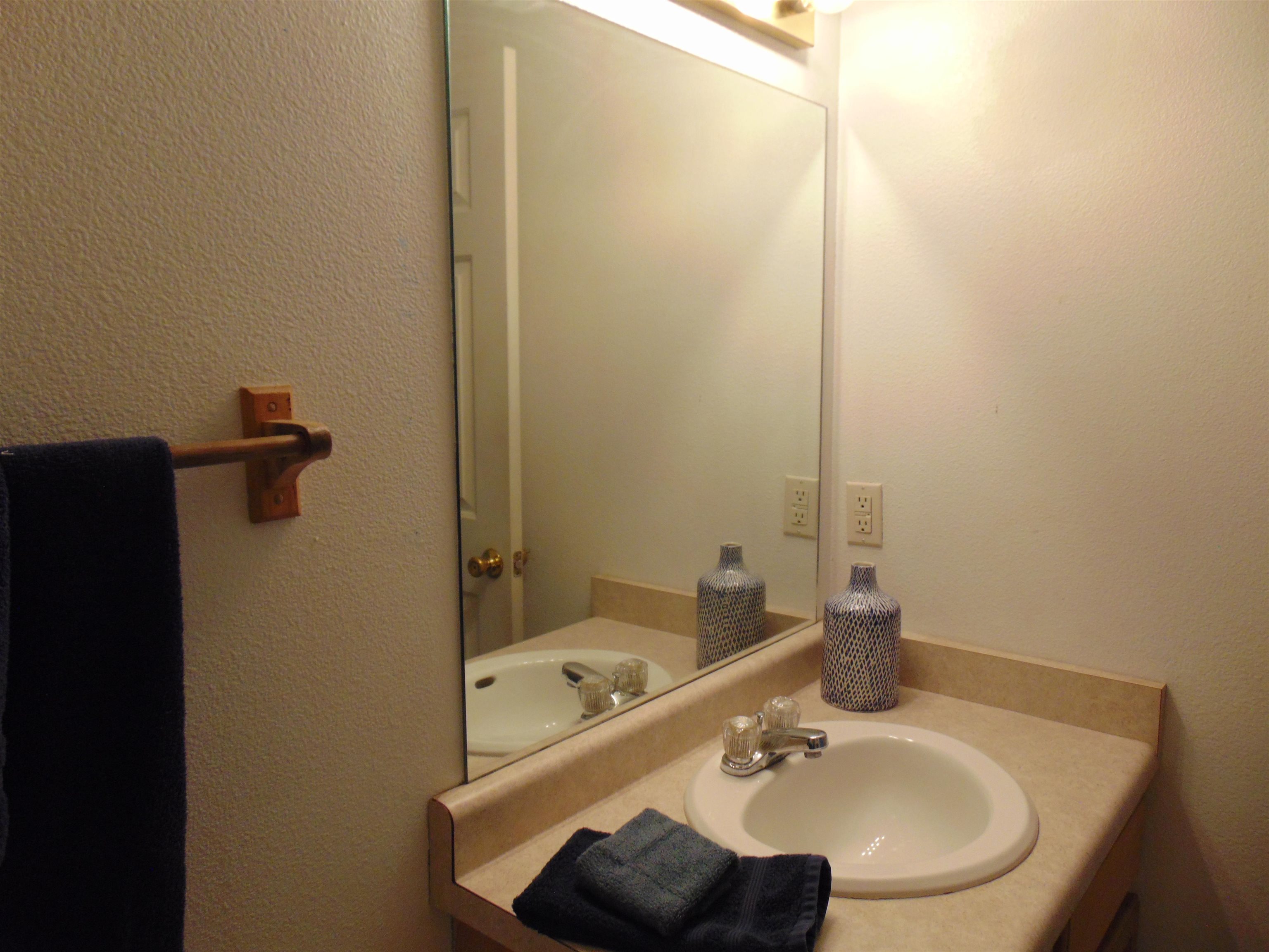 1124 E Carolina Avenue Property Photo 15