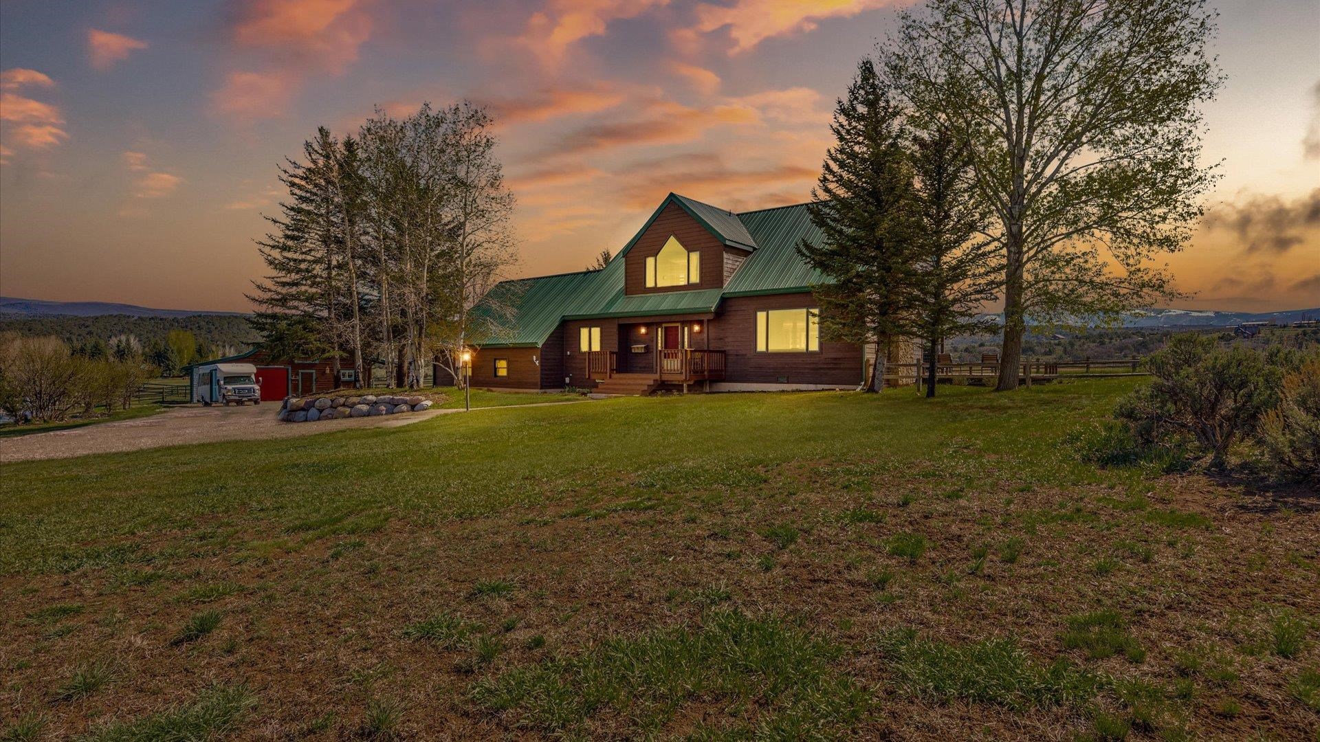 Roaring Form Real Estate Listings Main Image