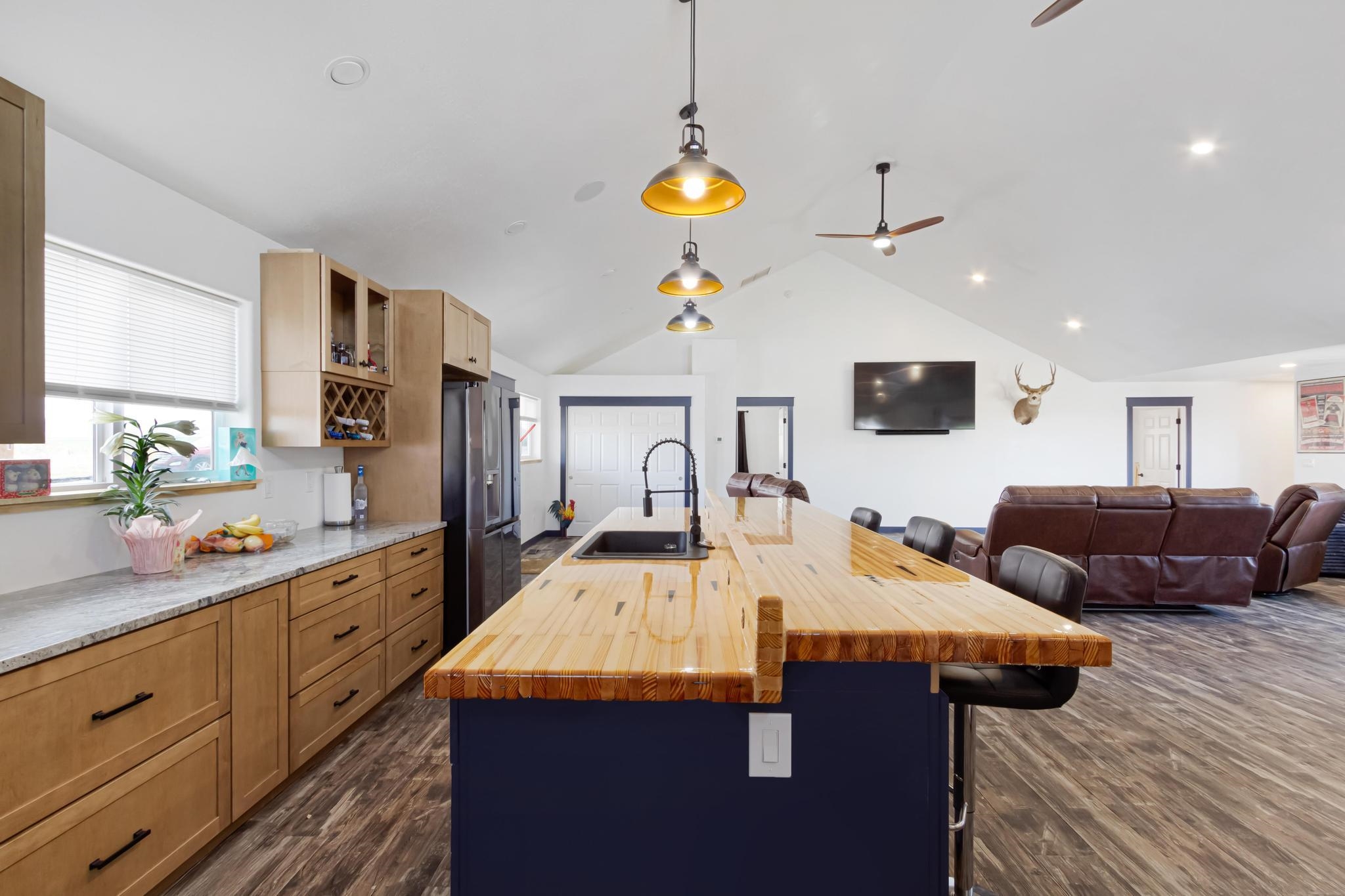 60977 Gunnison Avenue Property Photo 16