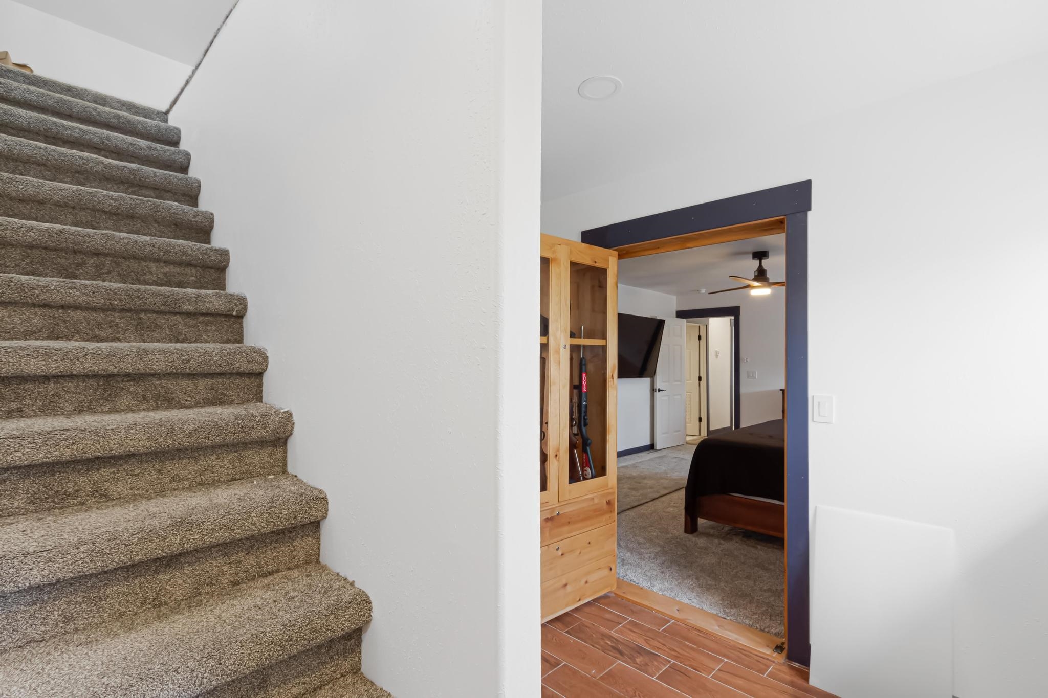 60977 Gunnison Avenue Property Photo 33