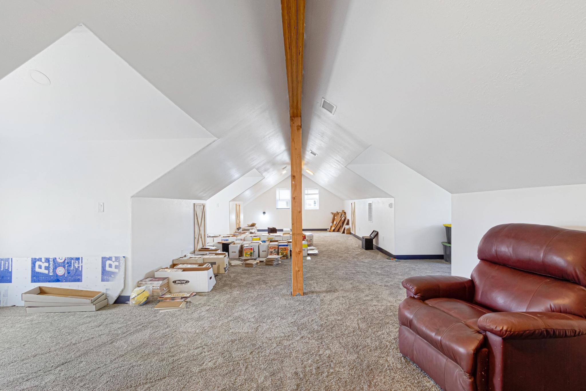 60977 Gunnison Avenue Property Photo 36