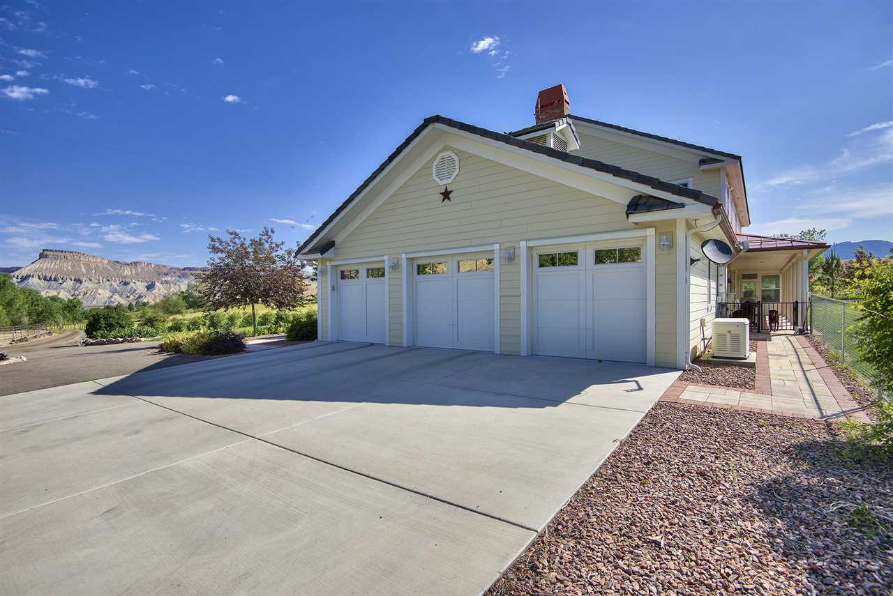 3575 E Road Property Photo 10