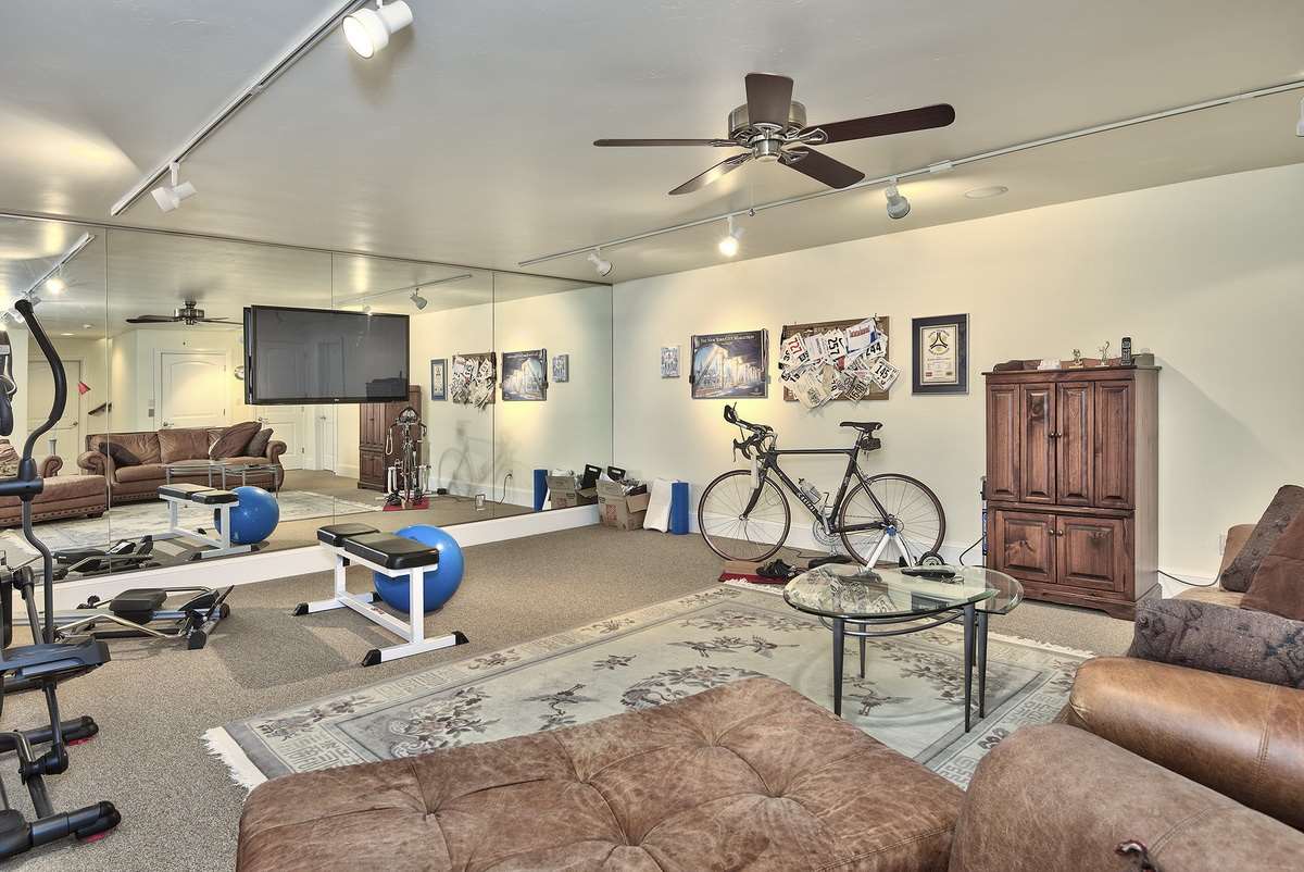 3575 E Road Property Photo 20