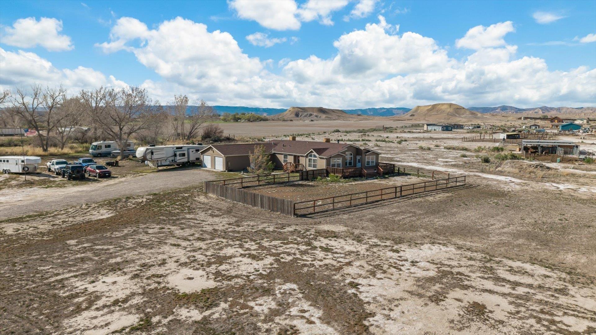 710 Old Highway 6&50 Property Photo 4