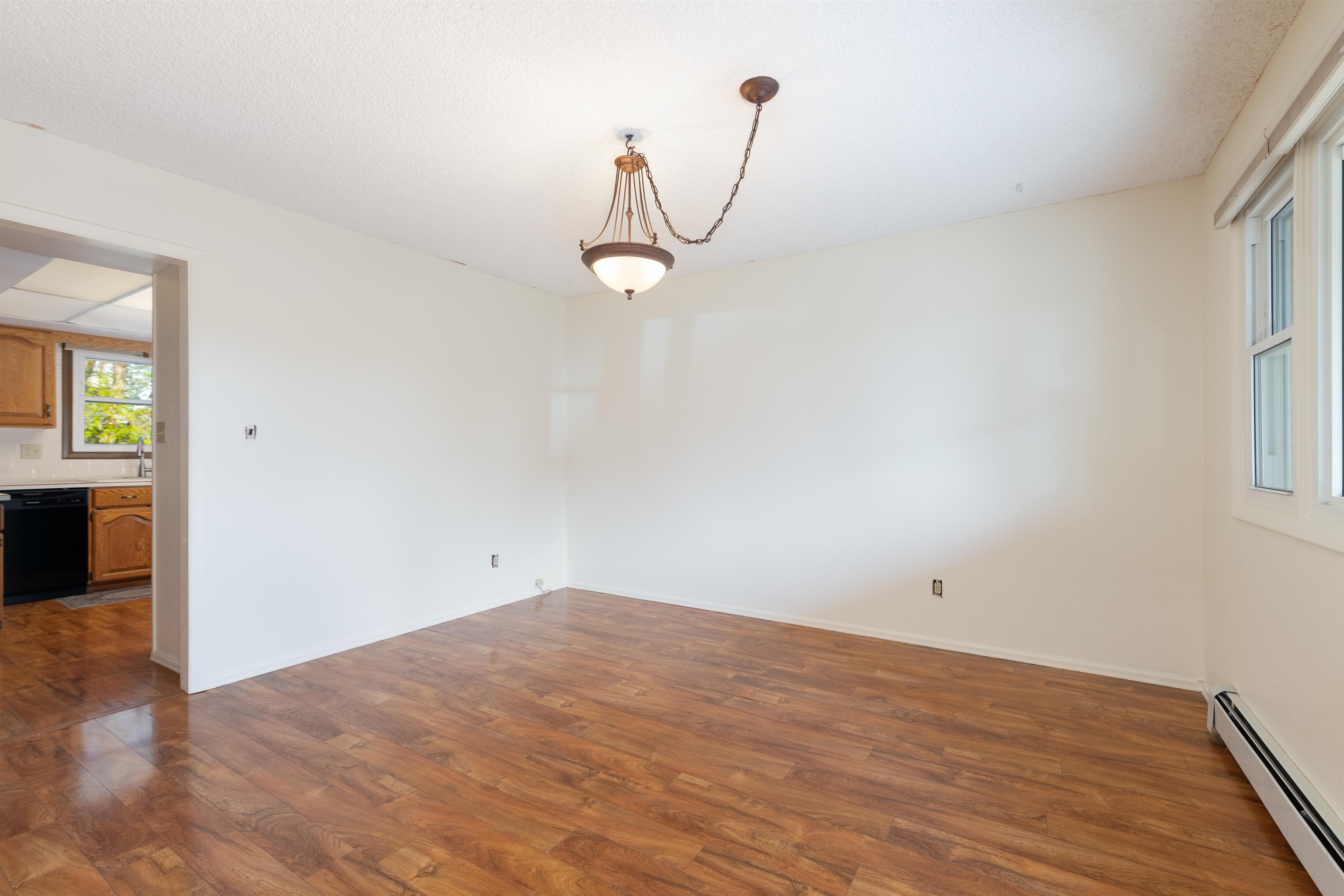 3815 Beechwood Street Property Photo 11