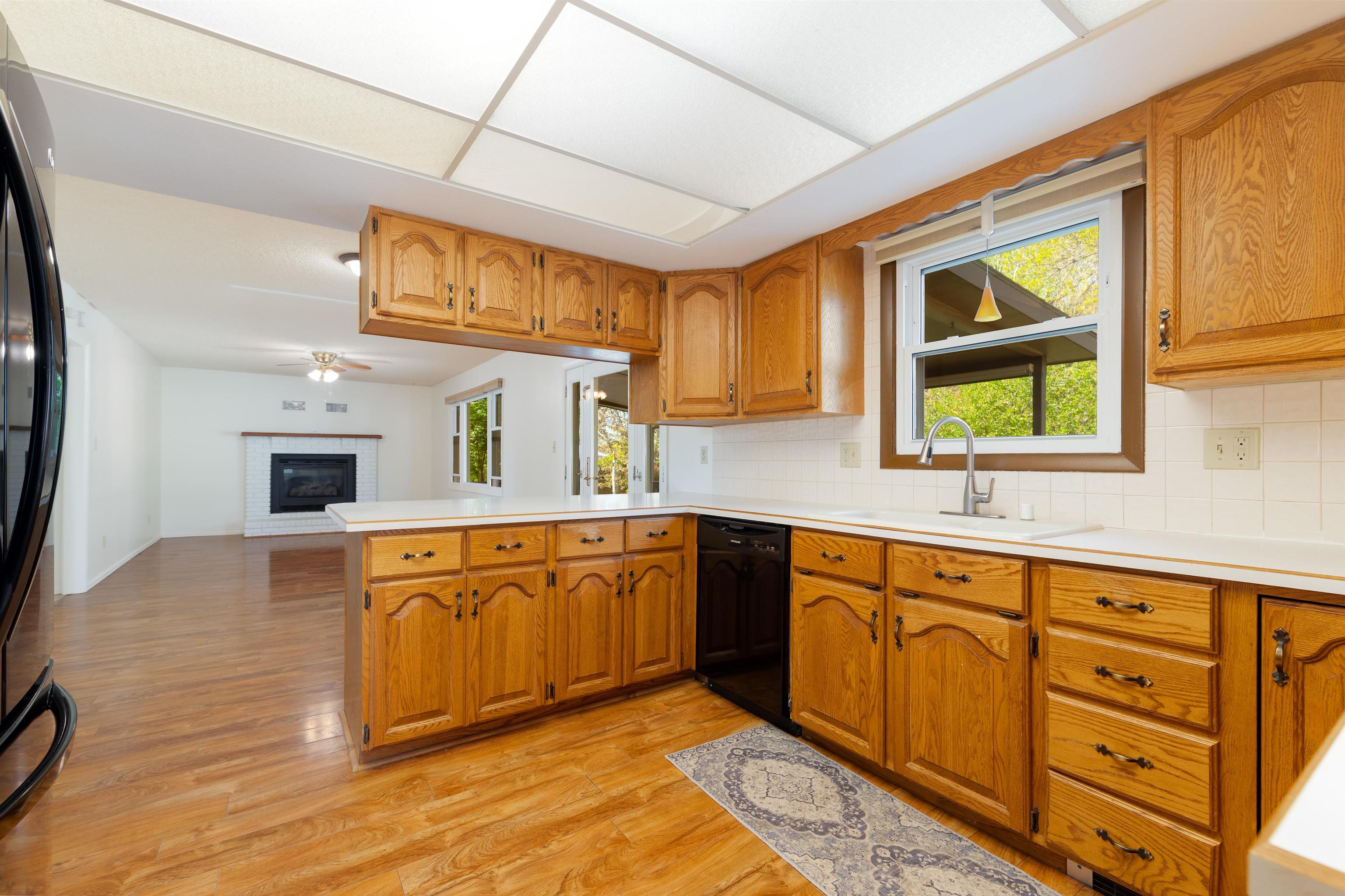 3815 Beechwood Street Property Photo 15