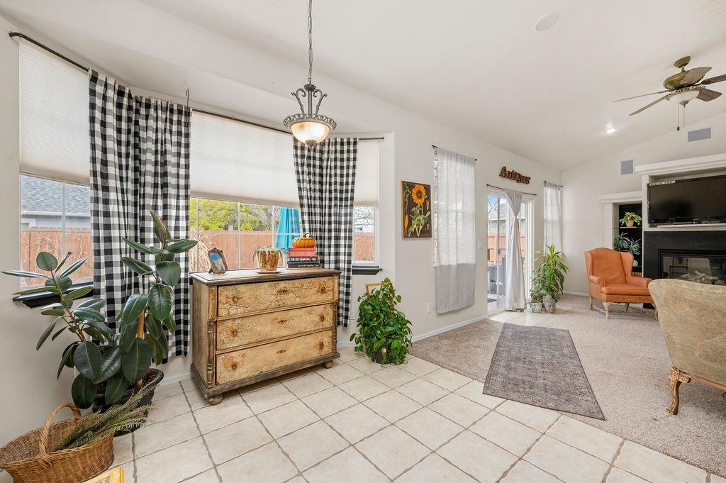 335 Crystal Court Property Photo 7