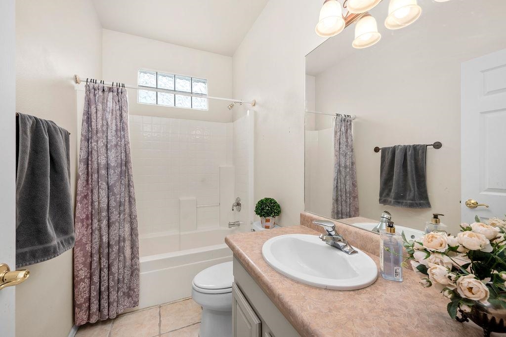 335 Crystal Court Property Photo 15